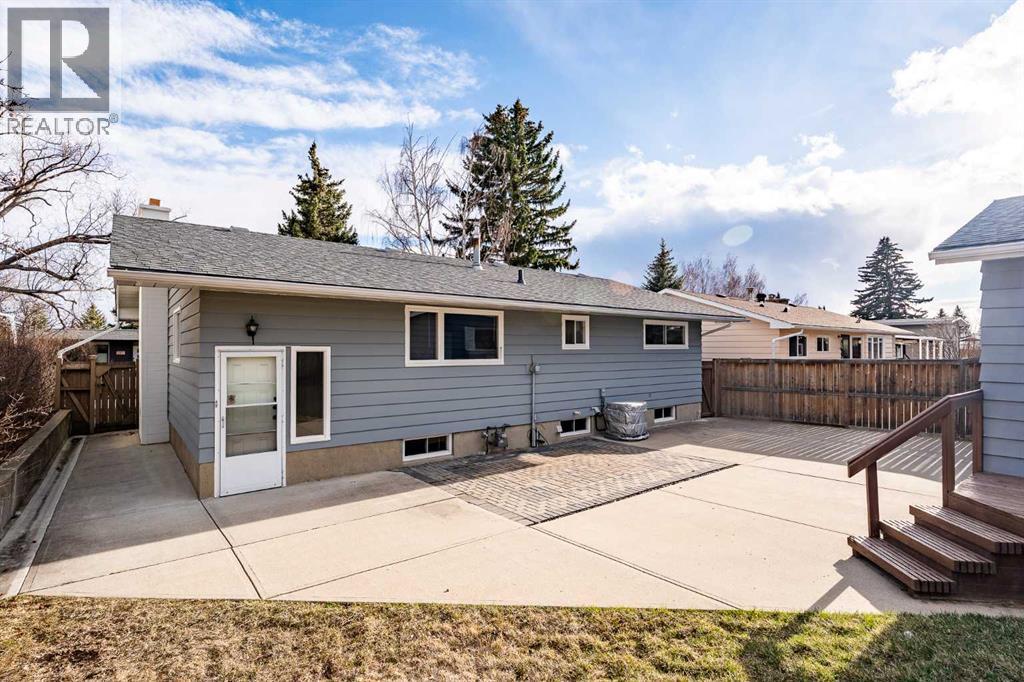 5220 Barron Drive NW, Calgary, Alberta  T2L 1T6 - Photo 38 - A2306784