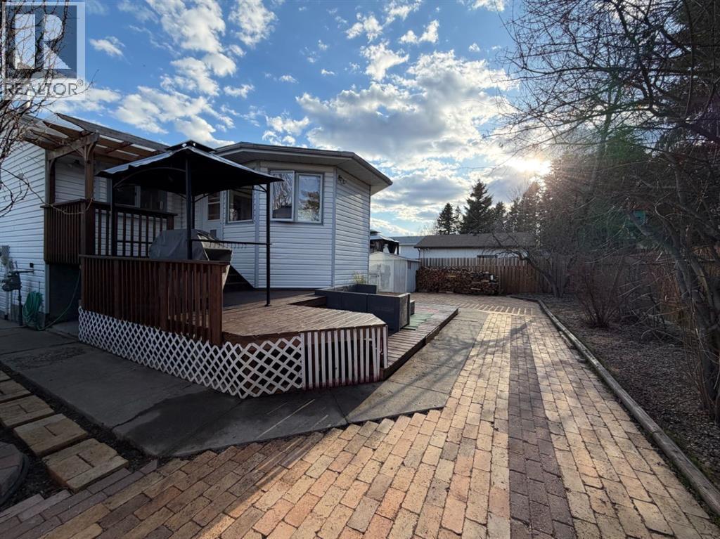 5910 10 Avenue, Edson, Alberta  T7E 1J3 - Photo 4 - A2306885