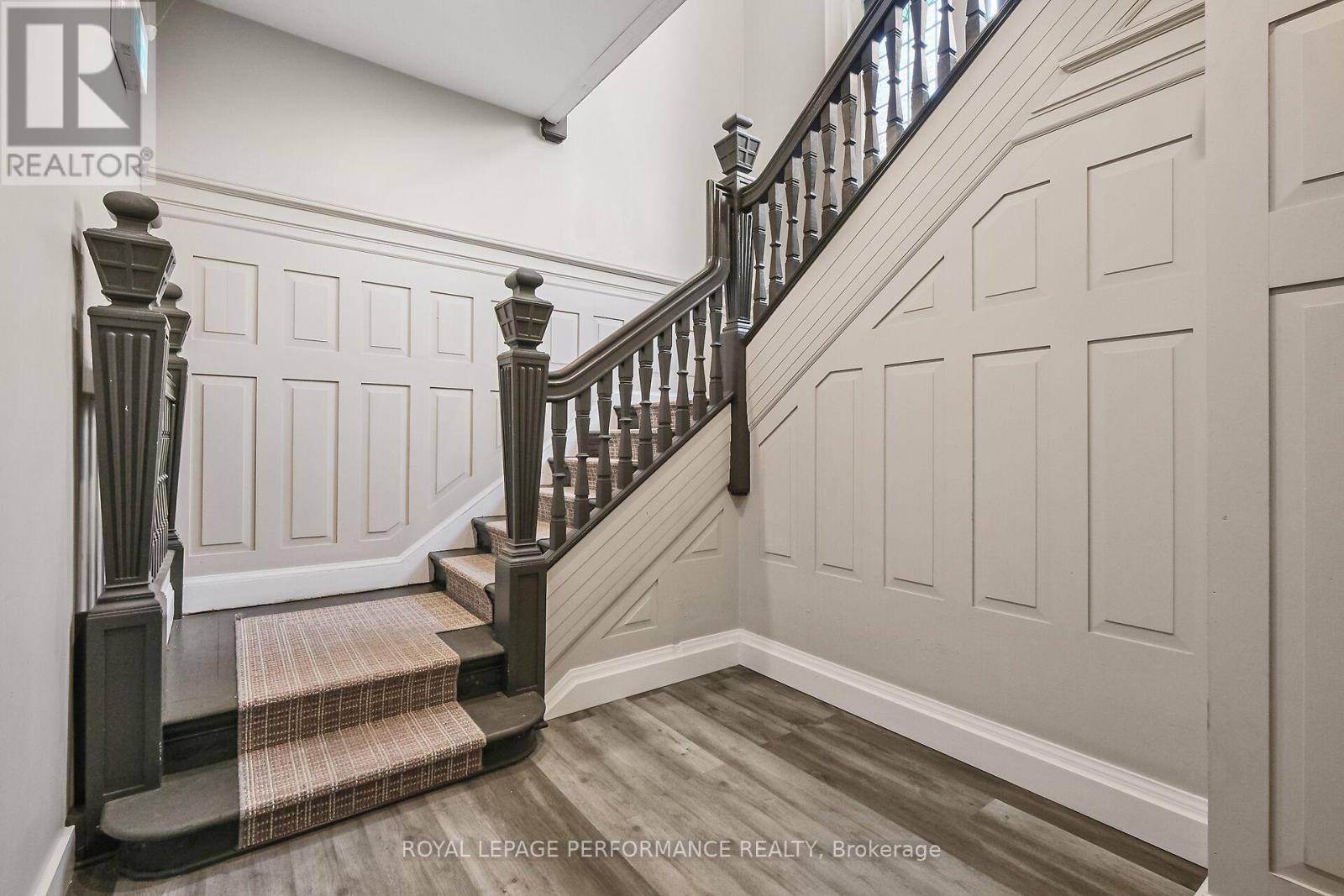 4 Range Road, Ottawa, Ontario  K1N 6R4 - Photo 6 - X13075082