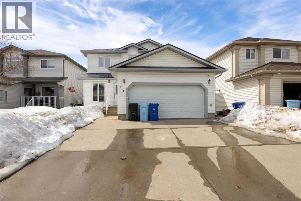 134 Cottonwood Creek Way, Fort Mcmurray, Alberta  T9K 2T9 - Photo 1 - A2305871