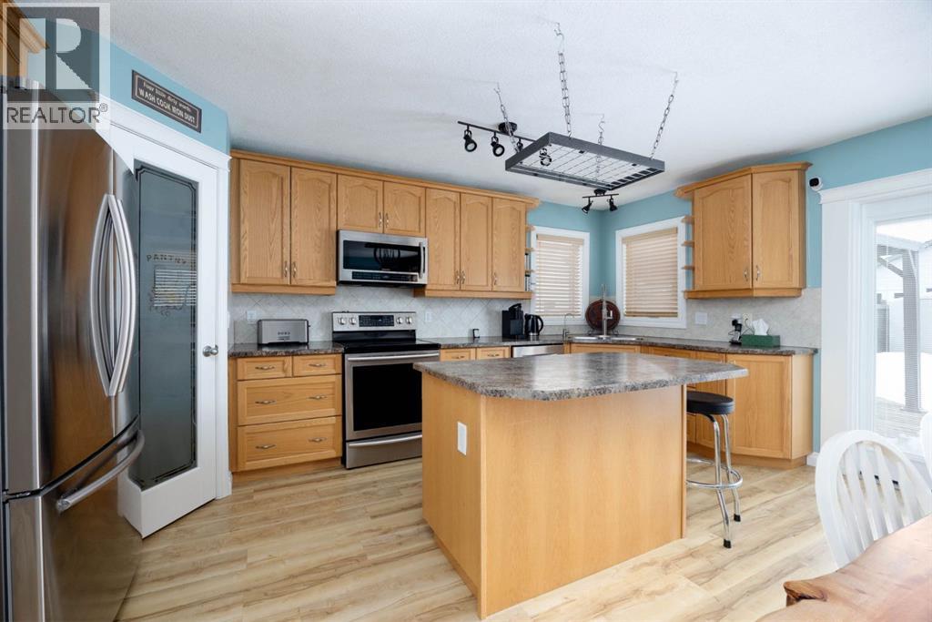 134 Cottonwood Creek Way, Fort Mcmurray, Alberta  T9K 2T9 - Photo 6 - A2305871