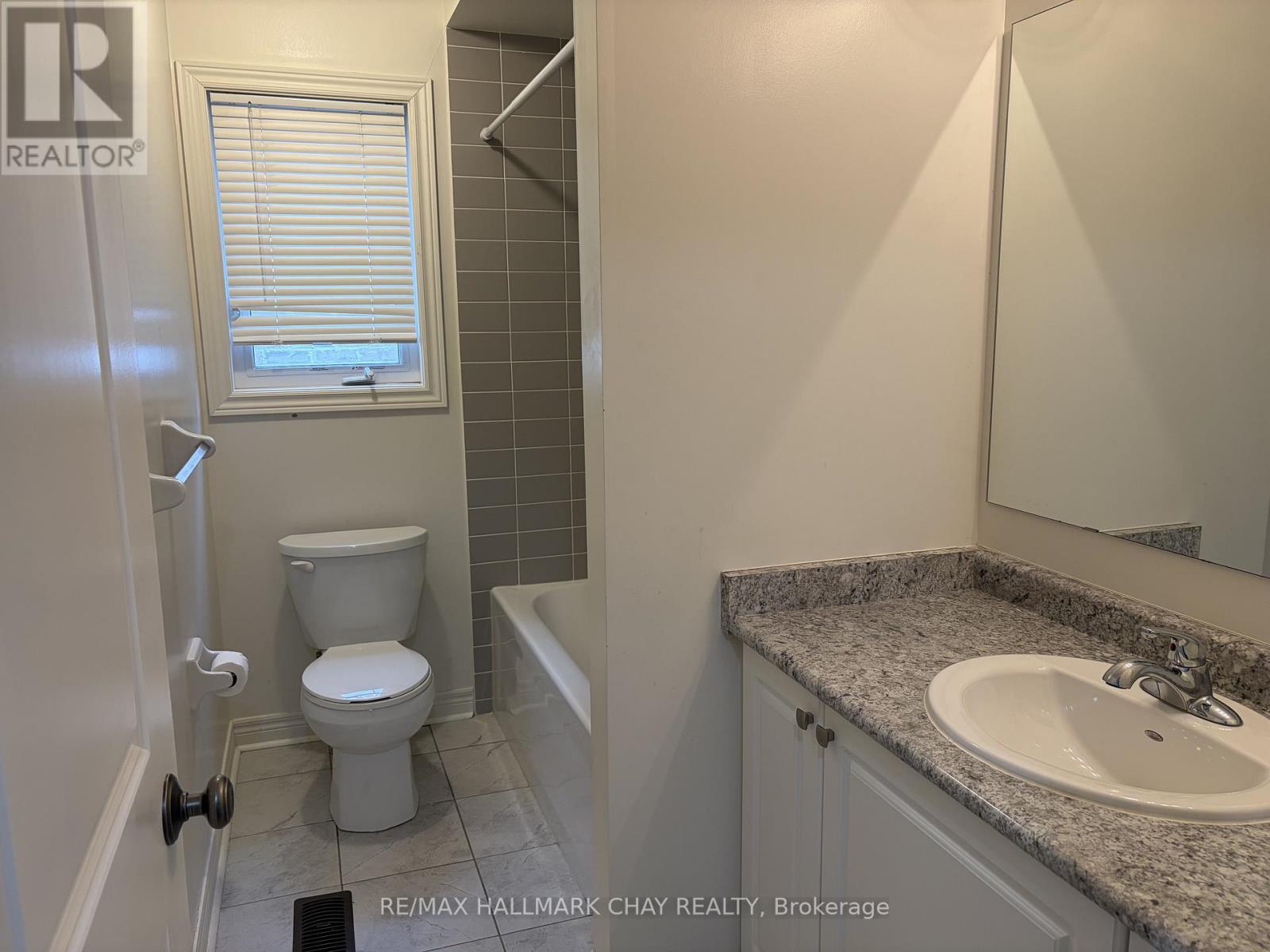67 Owens Road, New Tecumseth, Ontario  L0M 1A0 - Photo 12 - N13069792