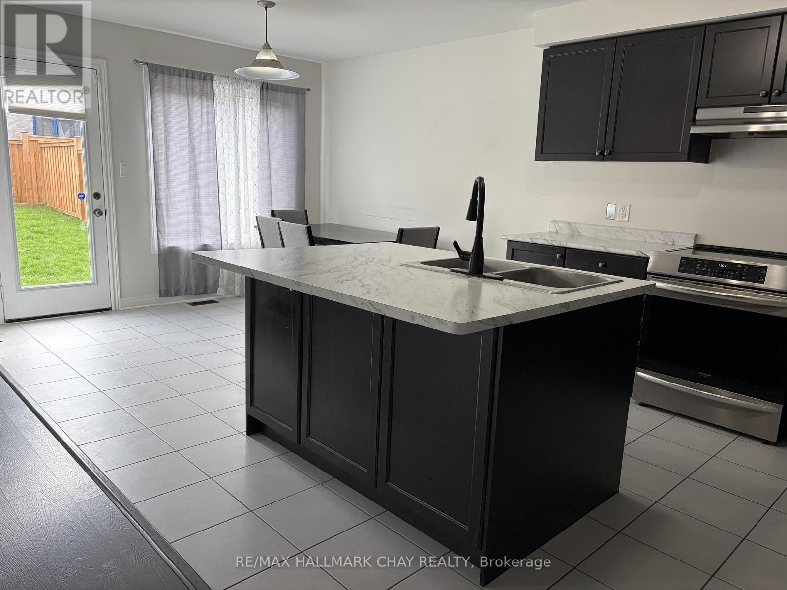 67 Owens Road, New Tecumseth, Ontario  L0M 1A0 - Photo 5 - N13069792