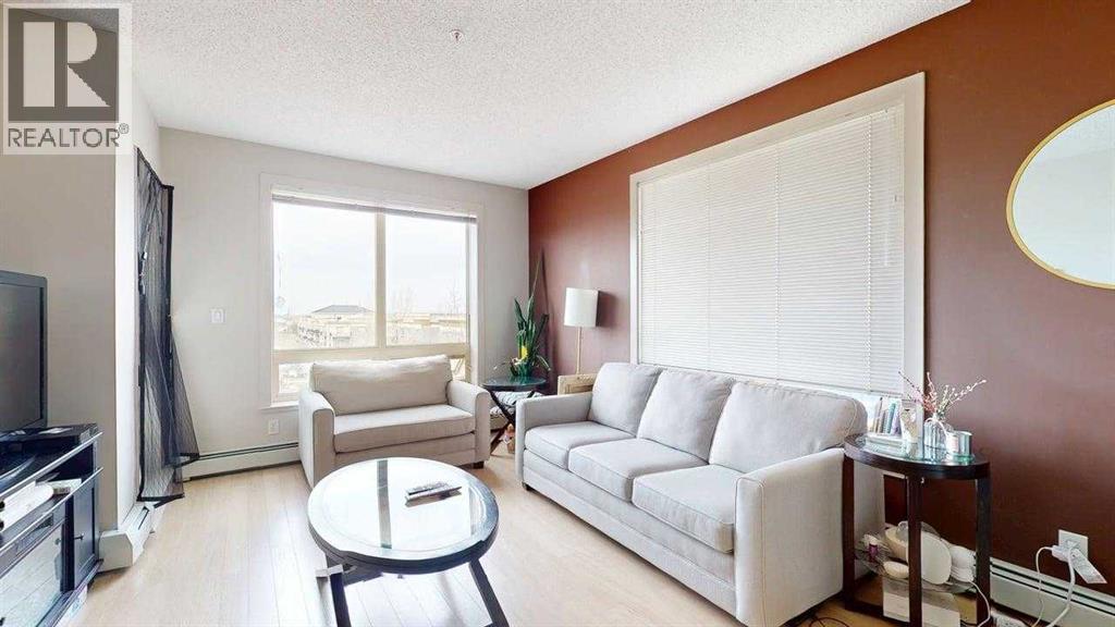 2504, 135b Sandpiper Road, Fort Mcmurray, Alberta  T9K 0N3 - Photo 3 - A2307335