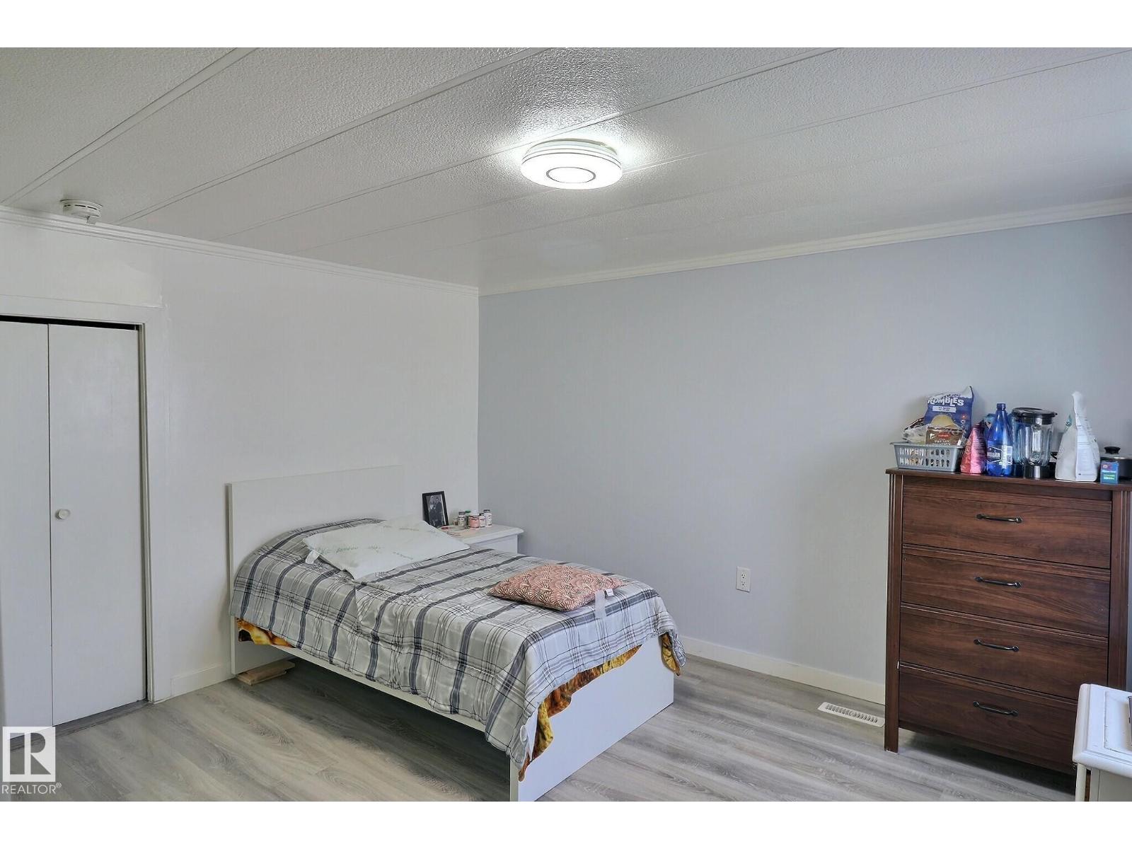 602 Evergreen Pa Nw, Edmonton, Alberta  T5Y 4M2 - Photo 11 - E4485470