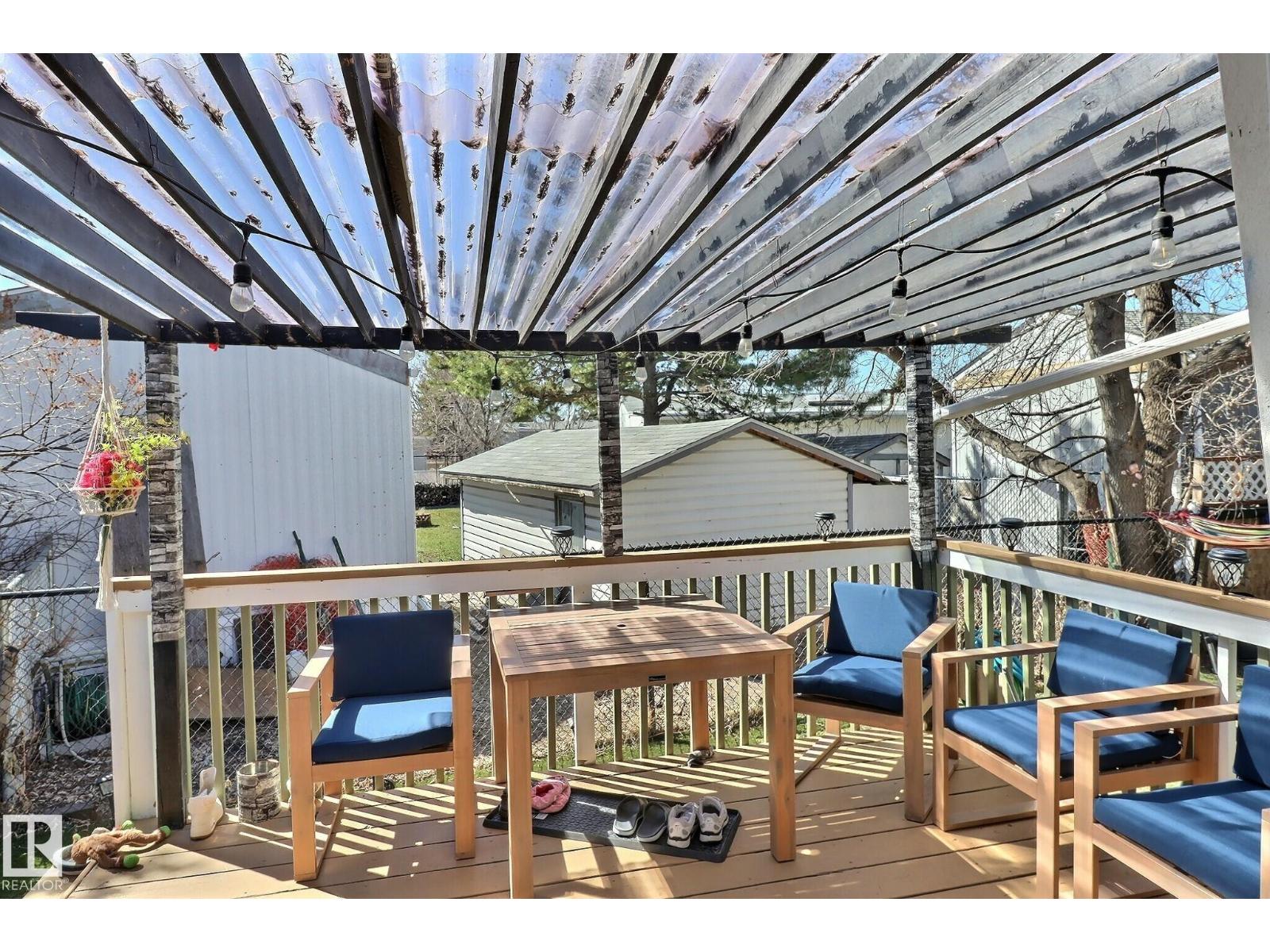 602 Evergreen Pa Nw, Edmonton, Alberta  T5Y 4M2 - Photo 2 - E4485470