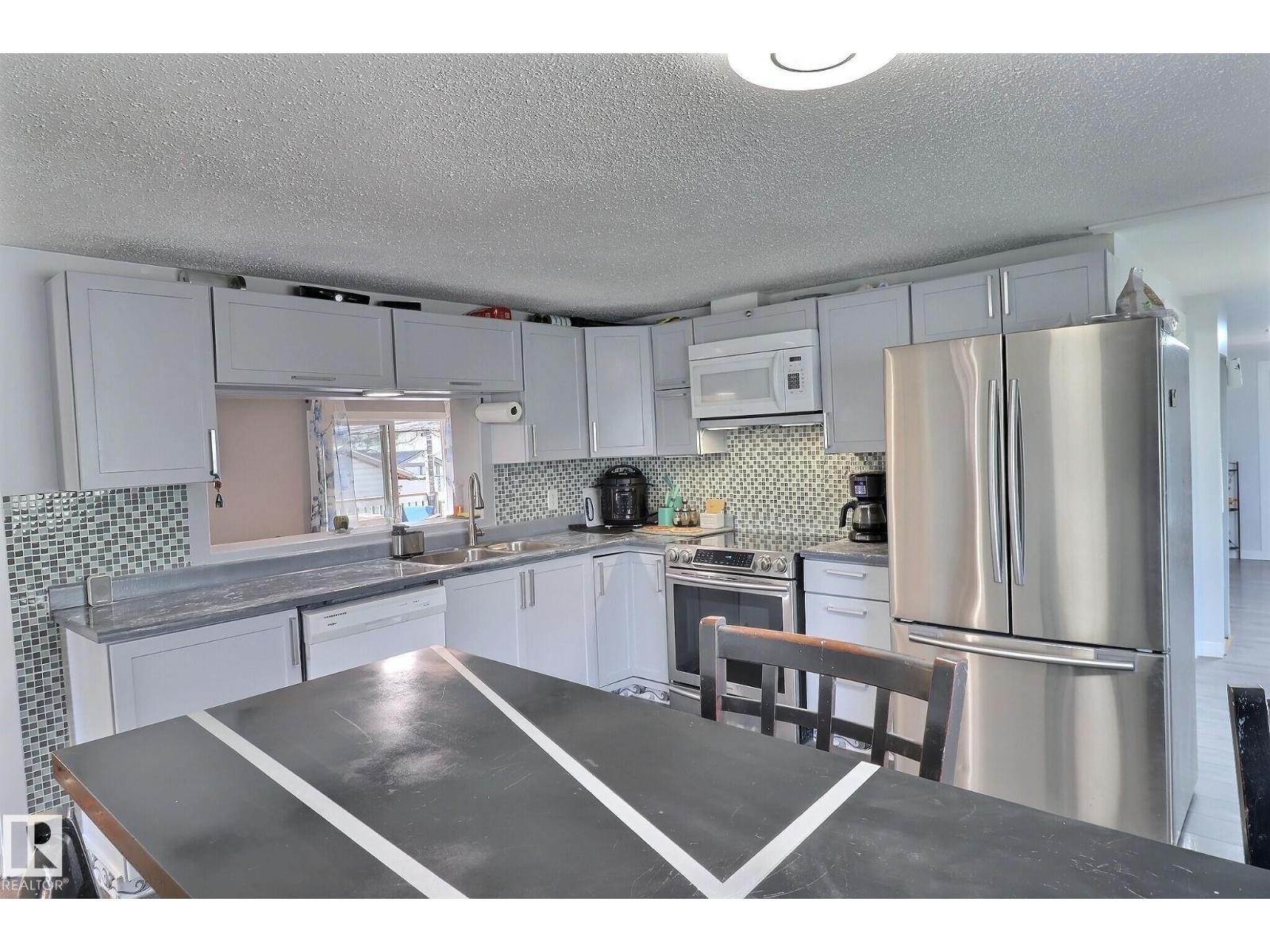 602 Evergreen Pa Nw, Edmonton, Alberta  T5Y 4M2 - Photo 5 - E4485470