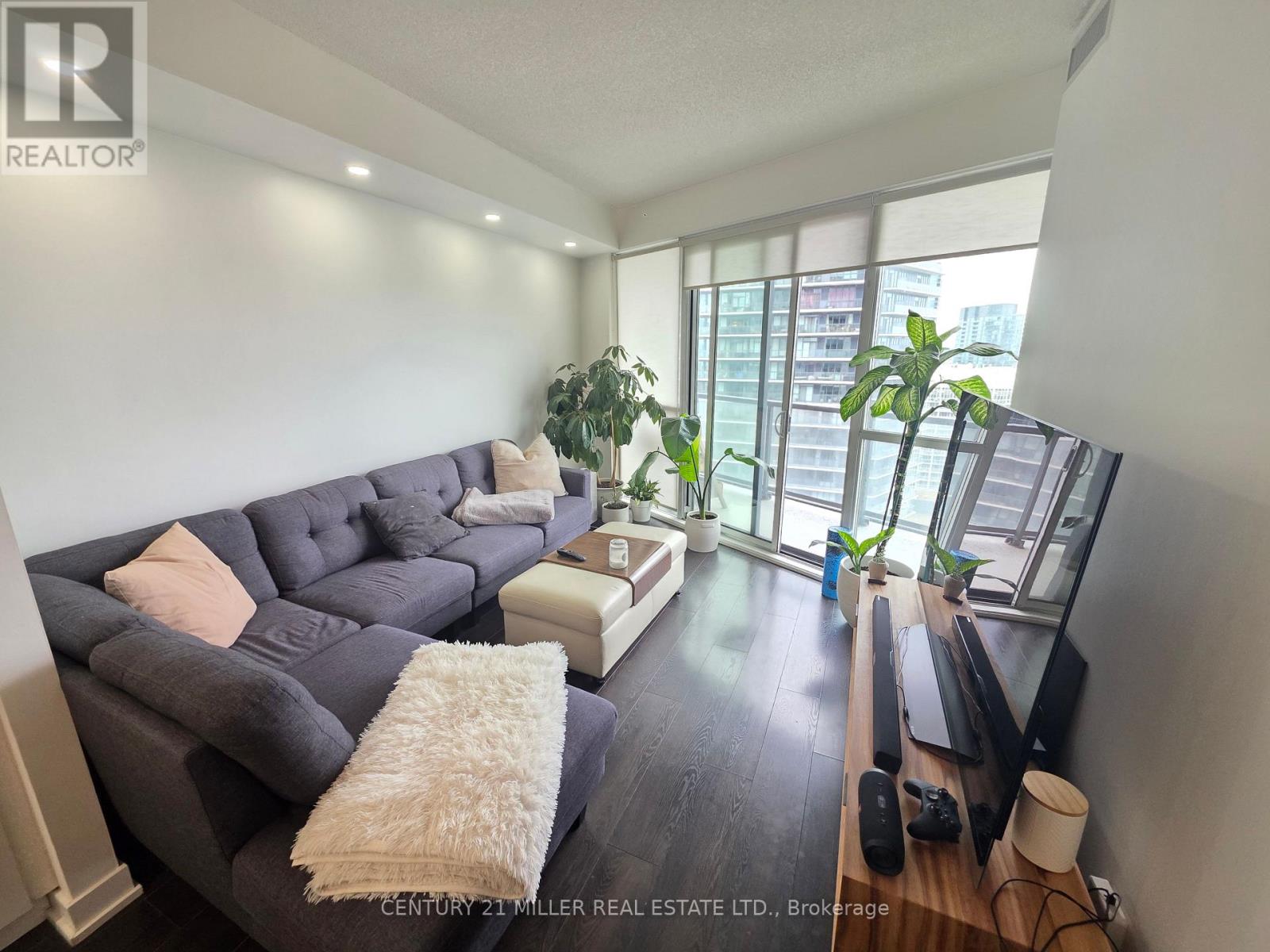 2213 - 20 Bruyeres Mews, Toronto, Ontario  M5V 0G8 - Photo 12 - C13075060