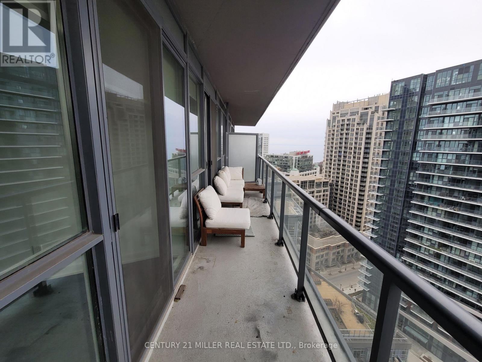 2213 - 20 Bruyeres Mews, Toronto, Ontario  M5V 0G8 - Photo 7 - C13075060