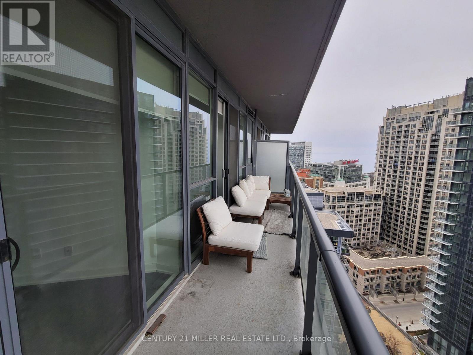 2213 - 20 Bruyeres Mews, Toronto, Ontario  M5V 0G8 - Photo 8 - C13075060