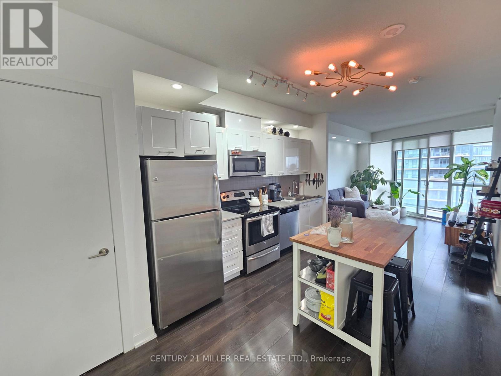 2213 - 20 Bruyeres Mews, Toronto, Ontario  M5V 0G8 - Photo 9 - C13075060