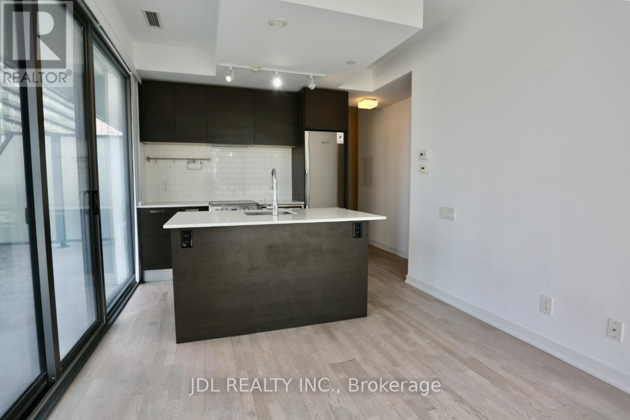 2010 - 57 St Joseph Street, Toronto, Ontario  M5S 0C5 - Photo 3 - C13075068