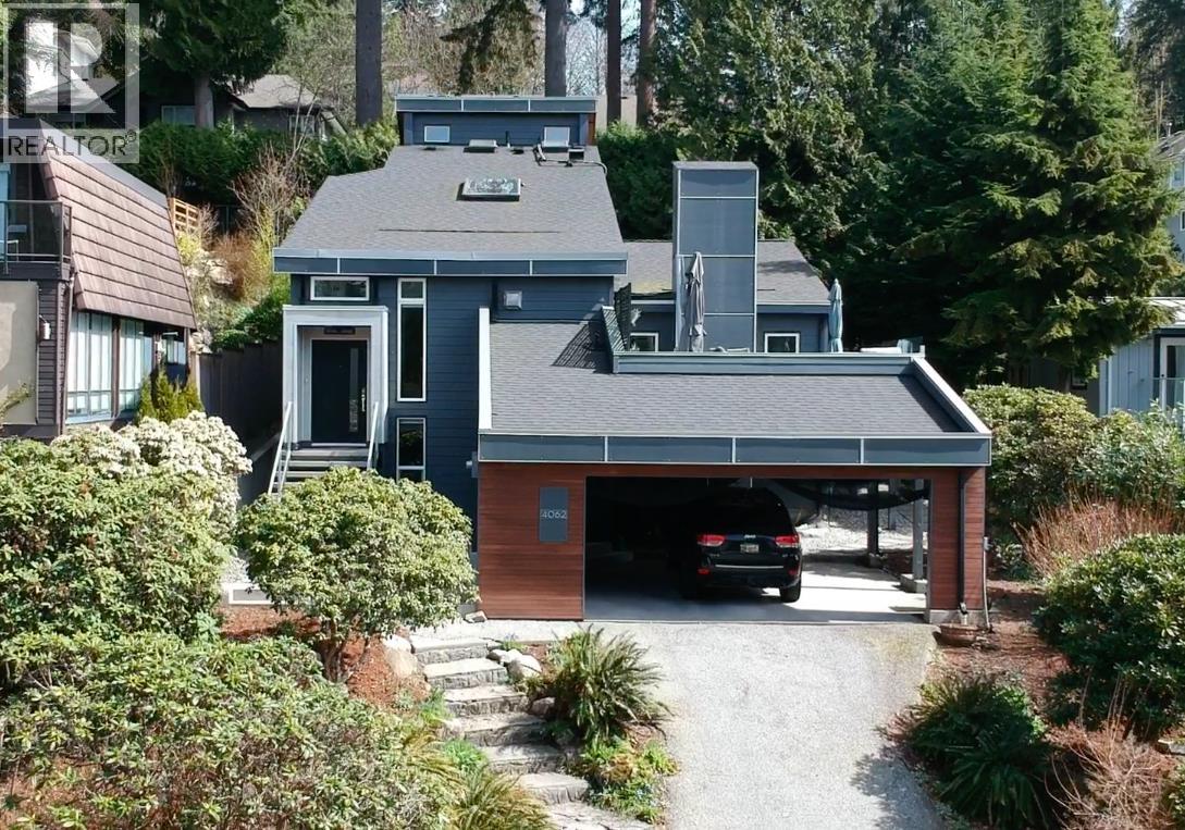 4062 NORWOOD AVENUE, North Vancouver, British Columbia