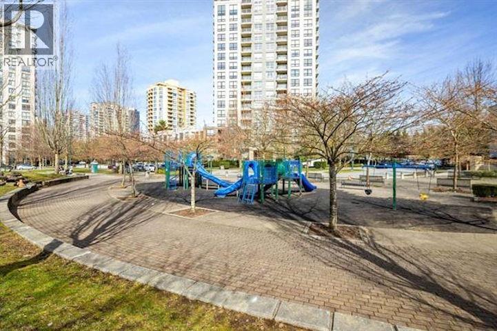 810 3663 Crowley Drive, Vancouver, British Columbia  V5R 6H4 - Photo 21 - R3118389