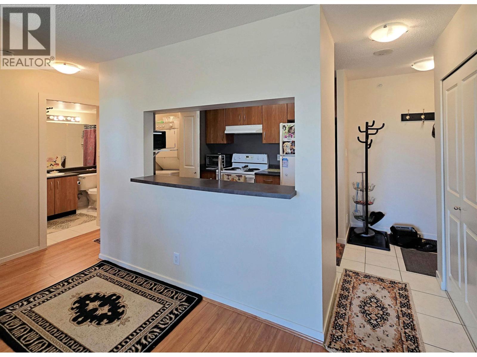 810 3663 Crowley Drive, Vancouver, British Columbia  V5R 6H4 - Photo 8 - R3118389