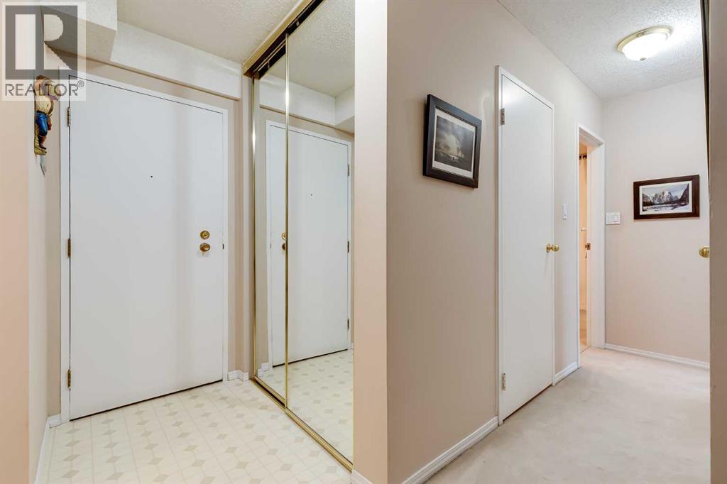 708, 8948 Elbow Drive SW, Calgary, Alberta  T2V 0H9 - Photo 2 - A2301615