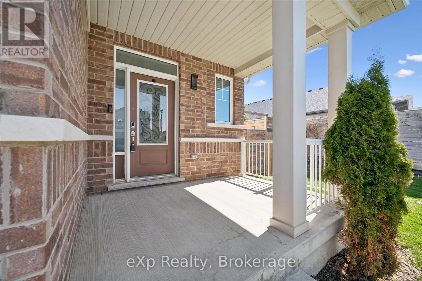 111 Kay Crescent, Centre Wellington, Ontario  N1M 3H6 - Photo 5 - X12818914