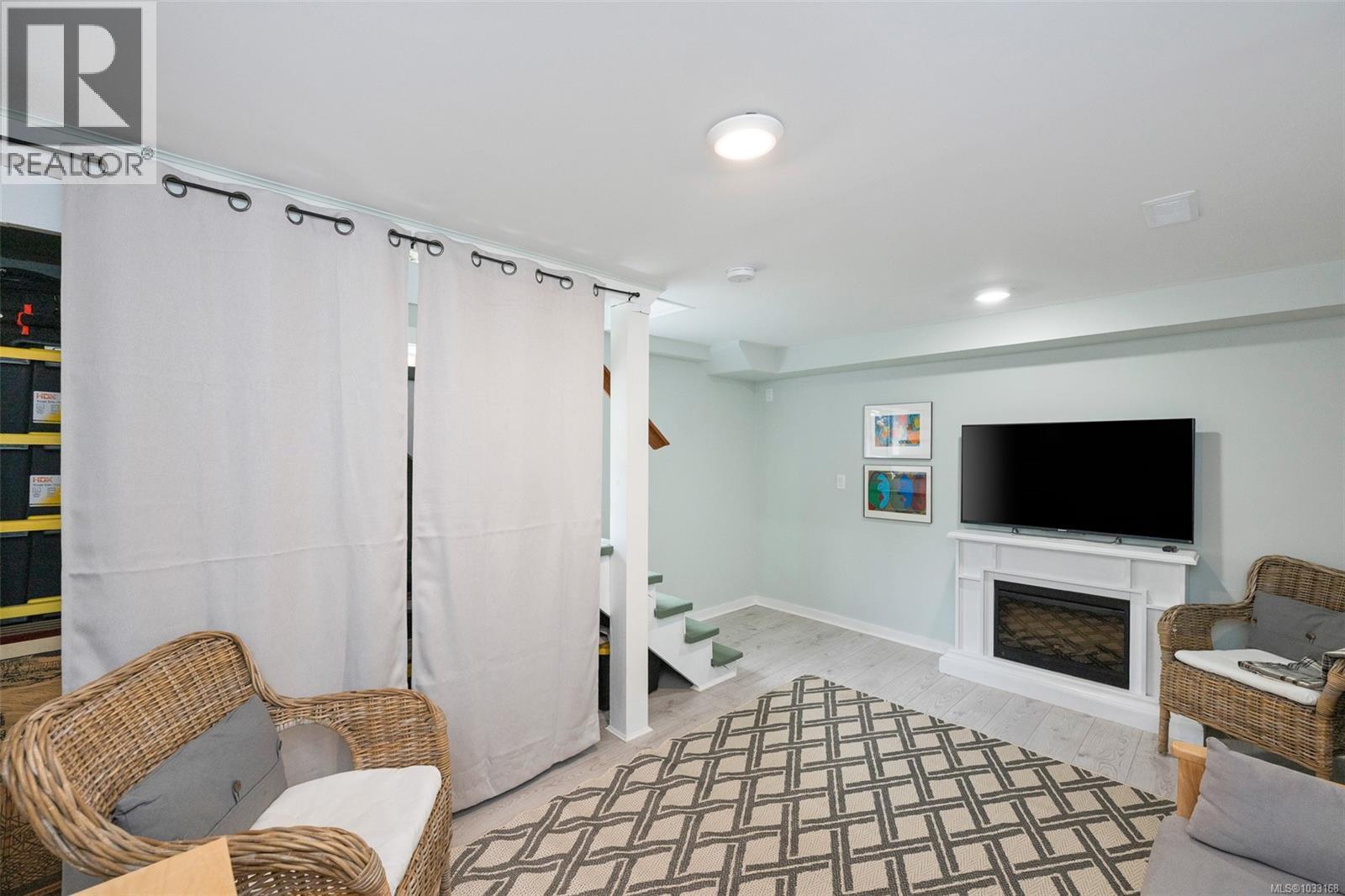 7356 Wallace Dr, Central Saanich, British Columbia  V8M 1S9 - Photo 35 - 1033168