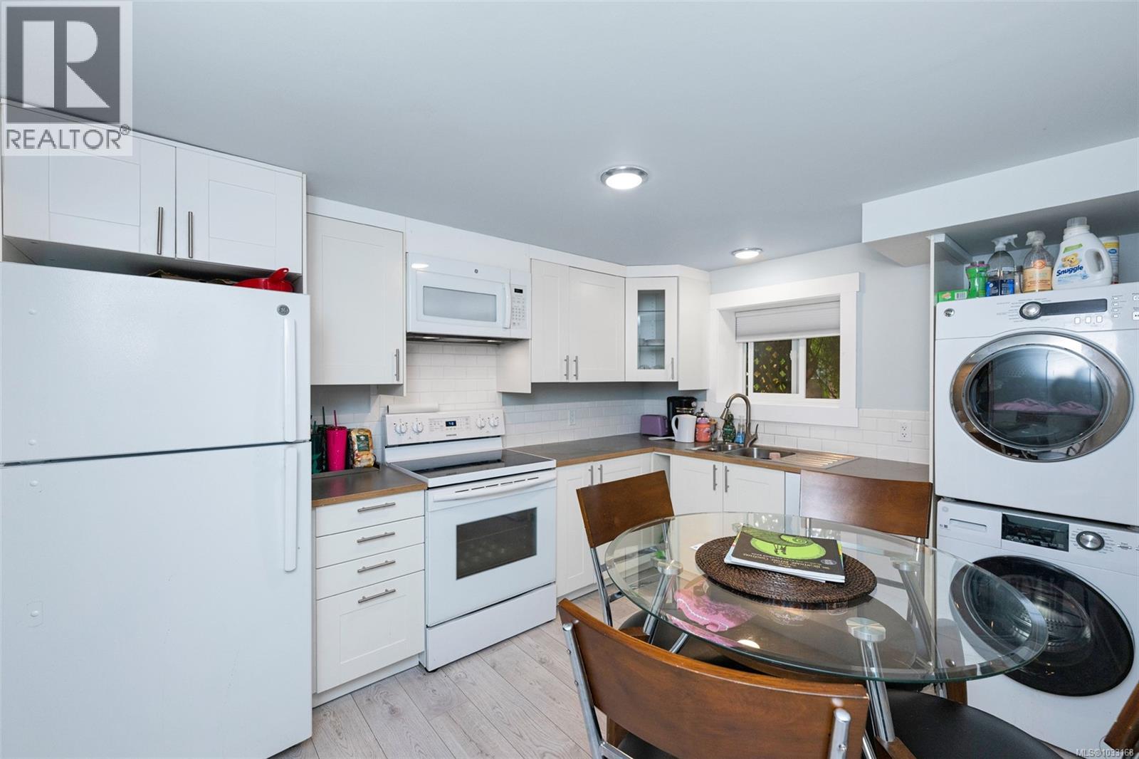 7356 Wallace Dr, Central Saanich, British Columbia  V8M 1S9 - Photo 42 - 1033168