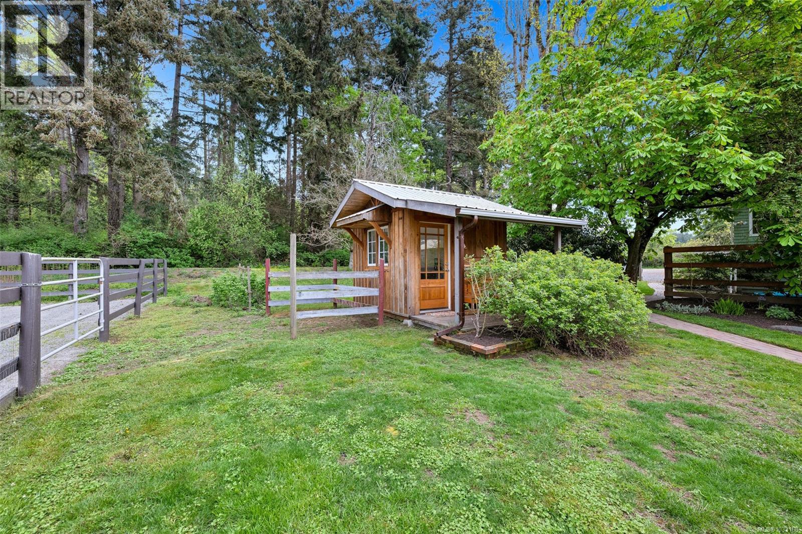 7356 Wallace Dr, Central Saanich, British Columbia  V8M 1S9 - Photo 51 - 1033168