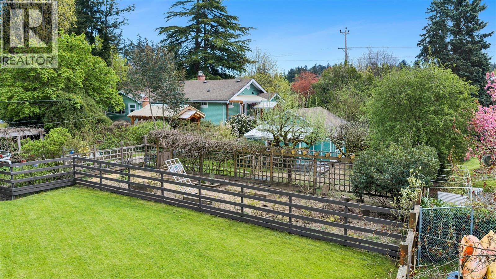 7356 Wallace Dr, Central Saanich, British Columbia  V8M 1S9 - Photo 55 - 1033168