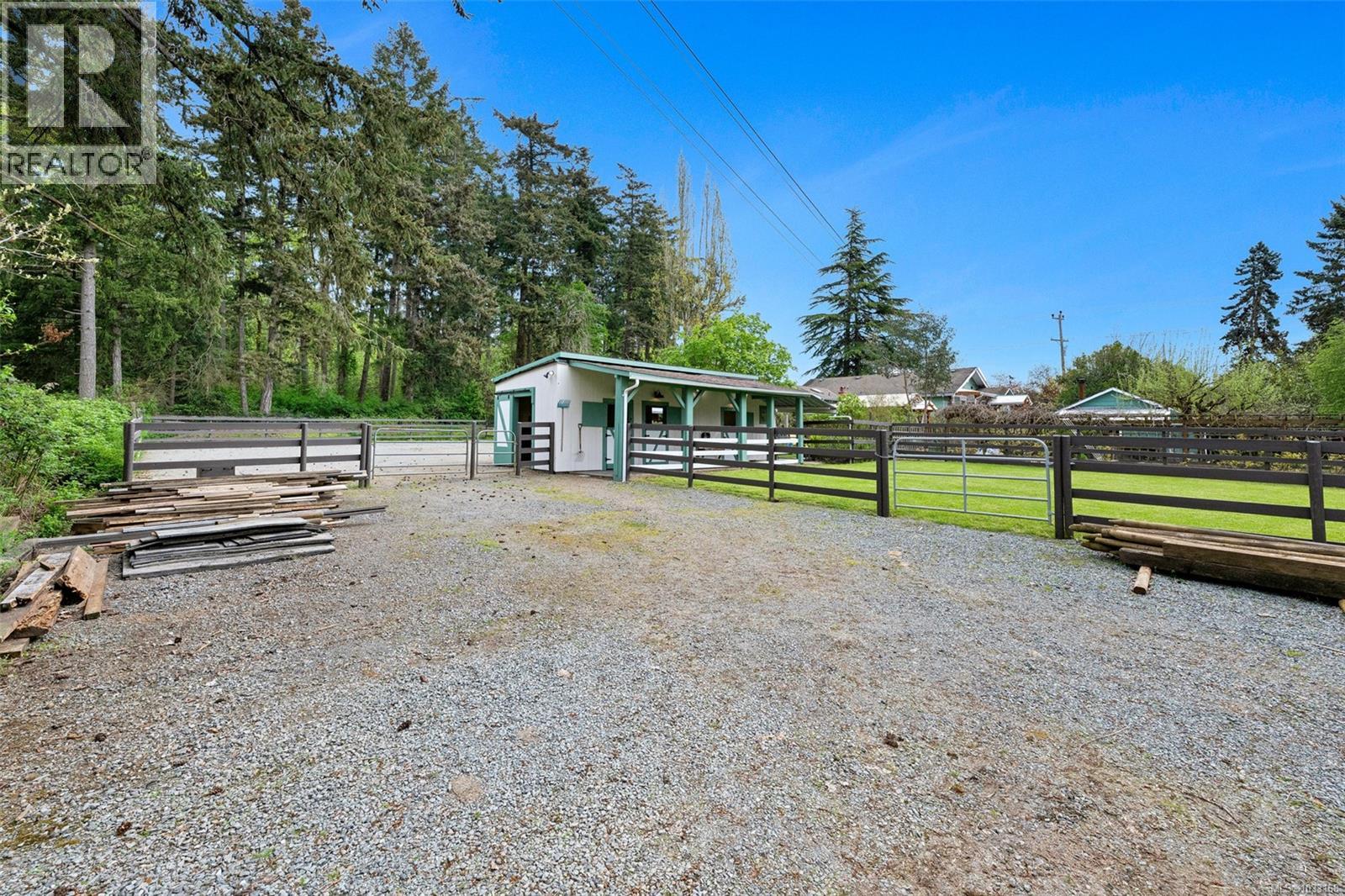 7356 Wallace Dr, Central Saanich, British Columbia  V8M 1S9 - Photo 83 - 1033168