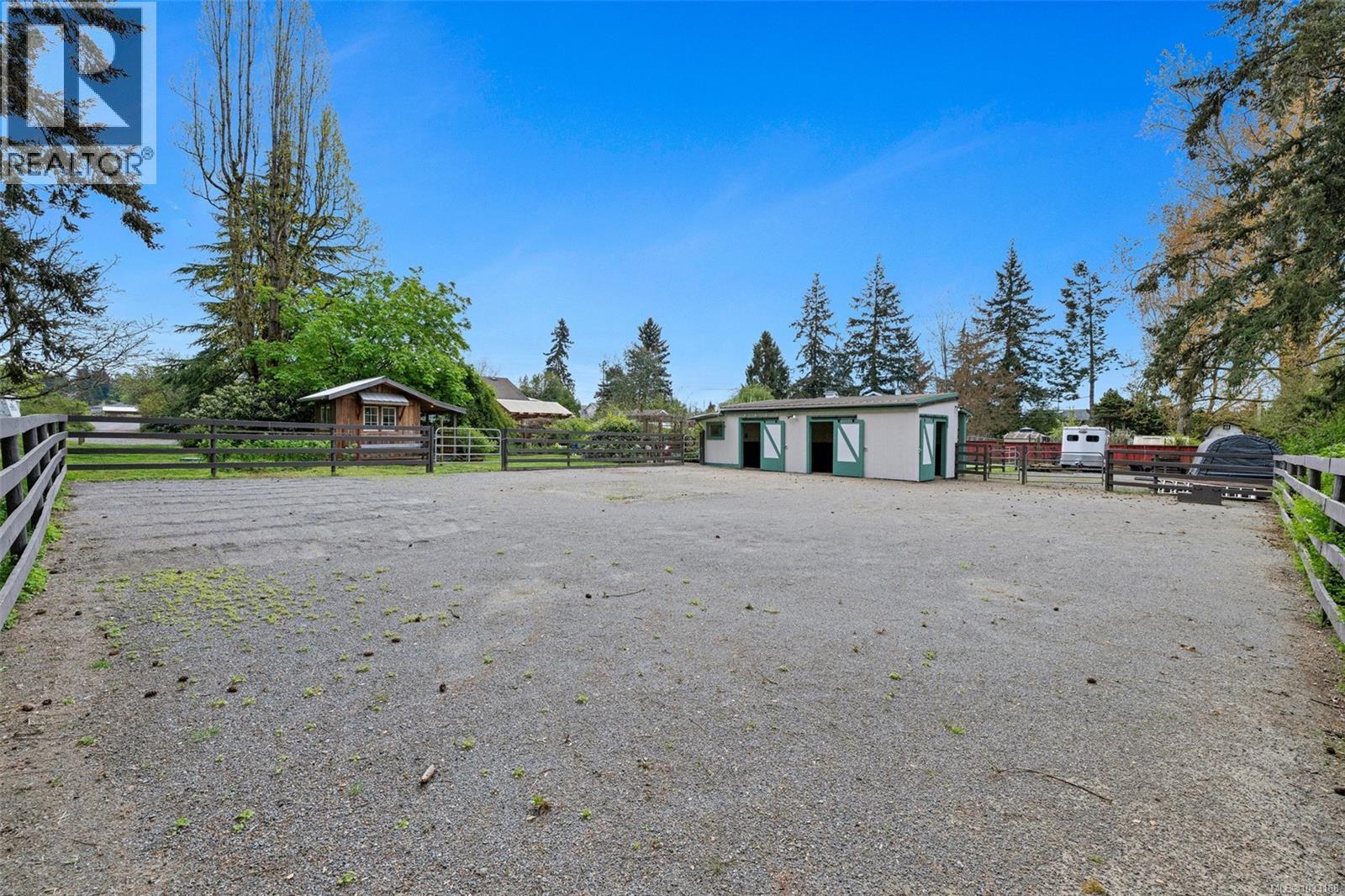 7356 Wallace Dr, Central Saanich, British Columbia  V8M 1S9 - Photo 84 - 1033168