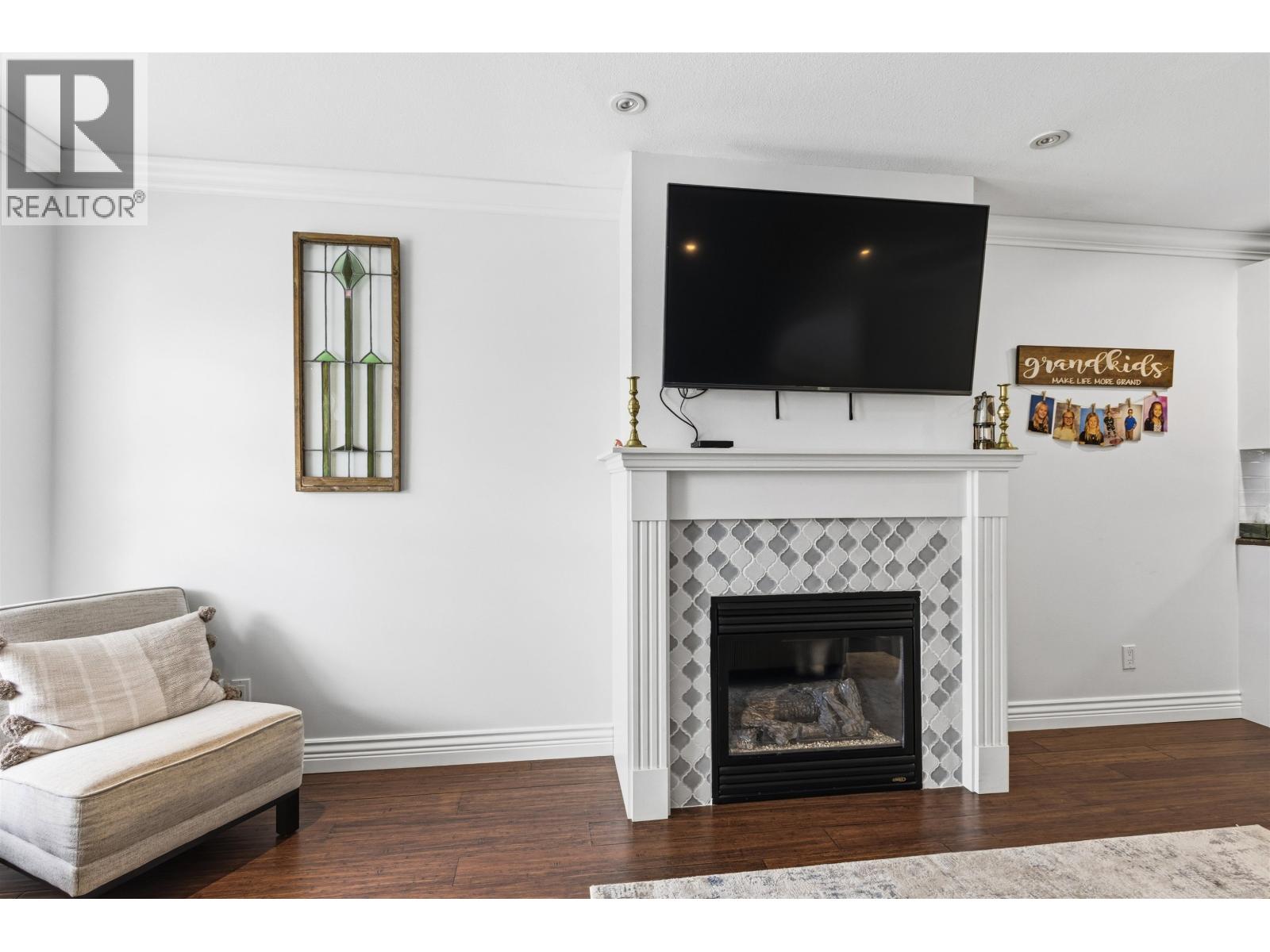 19 18960 Advent Road, Pitt Meadows, British Columbia  V3Y 2G4 - Photo 8 - R3118677
