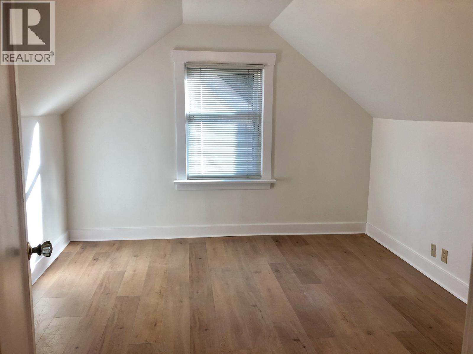 Main 4517 West 14th Avenue, Vancouver, British Columbia  V7S 1Y6 - Photo 23 - R3118678