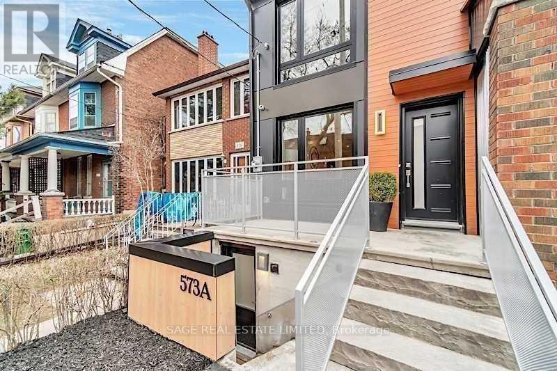 573A PALMERSTON AVENUE, Toronto, Ontario
