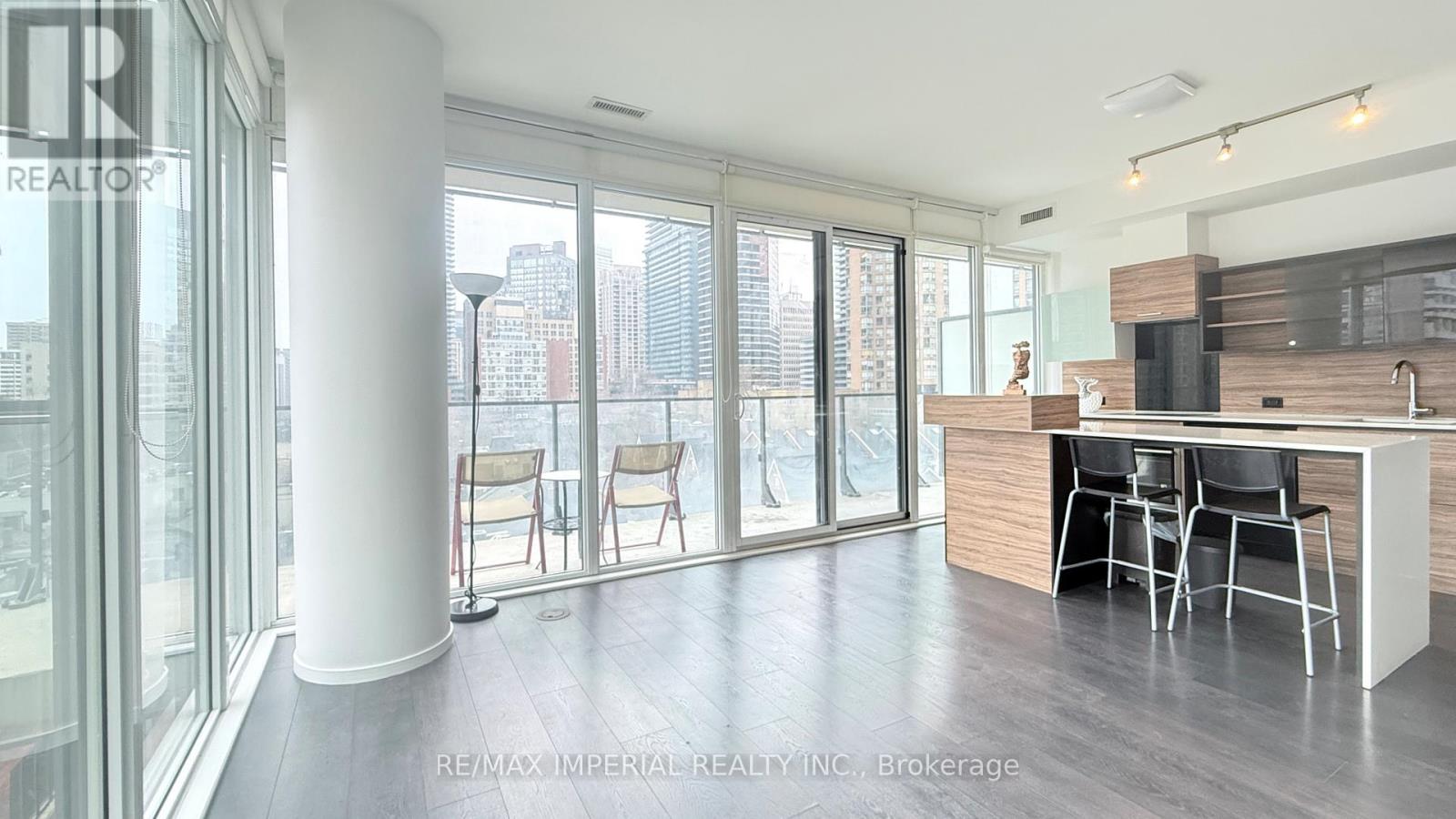 #602 - 75 St Nicholas Street, Toronto, Ontario  M4Y 1W8 - Photo 10 - C12927258