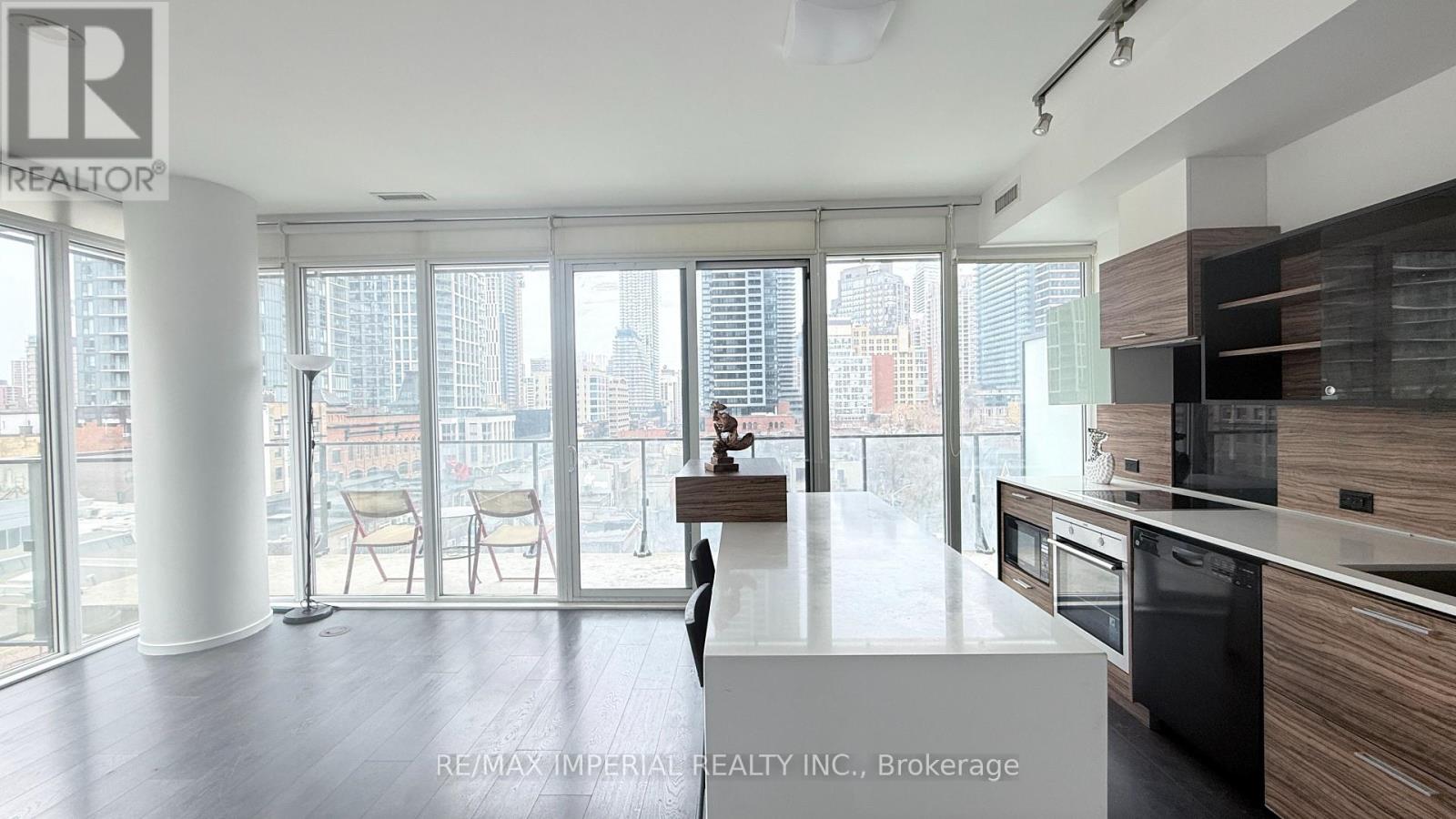 #602 - 75 St Nicholas Street, Toronto, Ontario  M4Y 1W8 - Photo 9 - C12927258