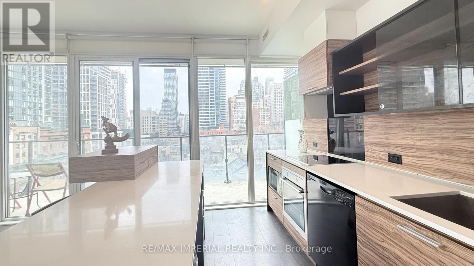 #602 - 75 St Nicholas Street, Toronto, Ontario  M4Y 1W8 - Photo 8 - C12927258