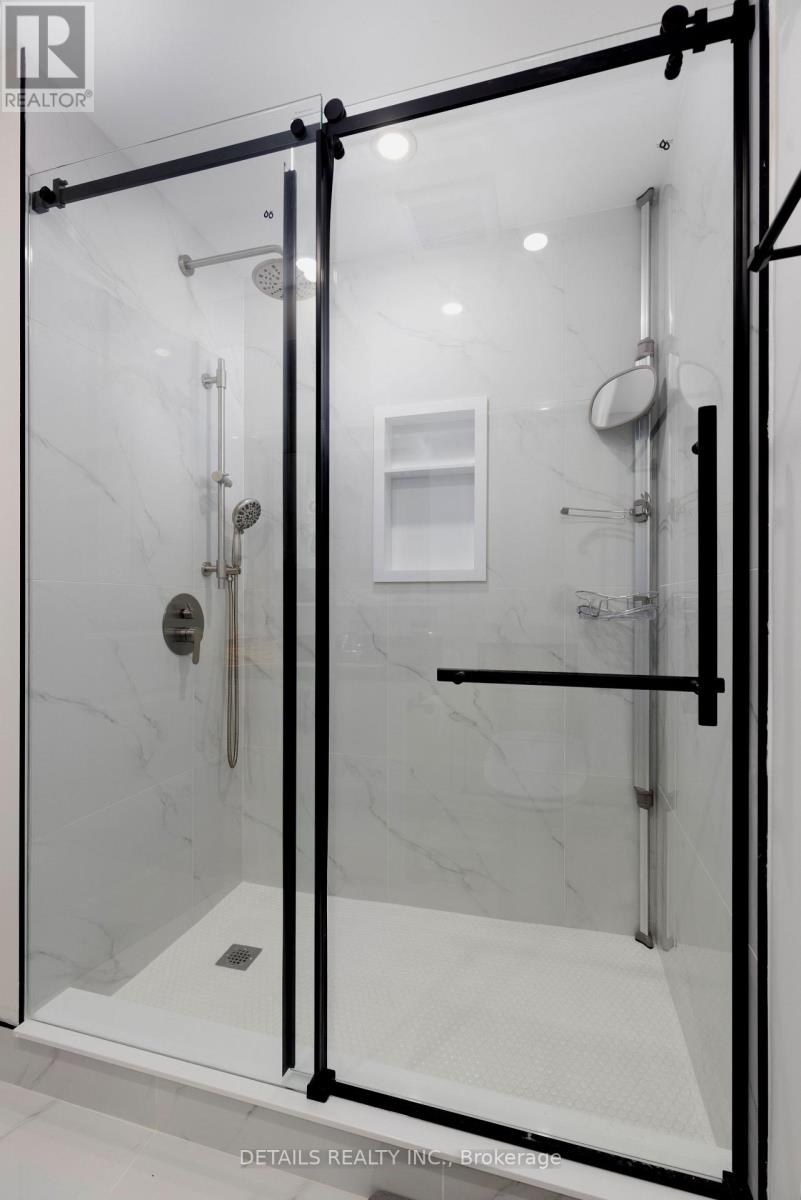 3268 Post Road, Oakville, Ontario  L6H 1L2 - Photo 48 - W13075108