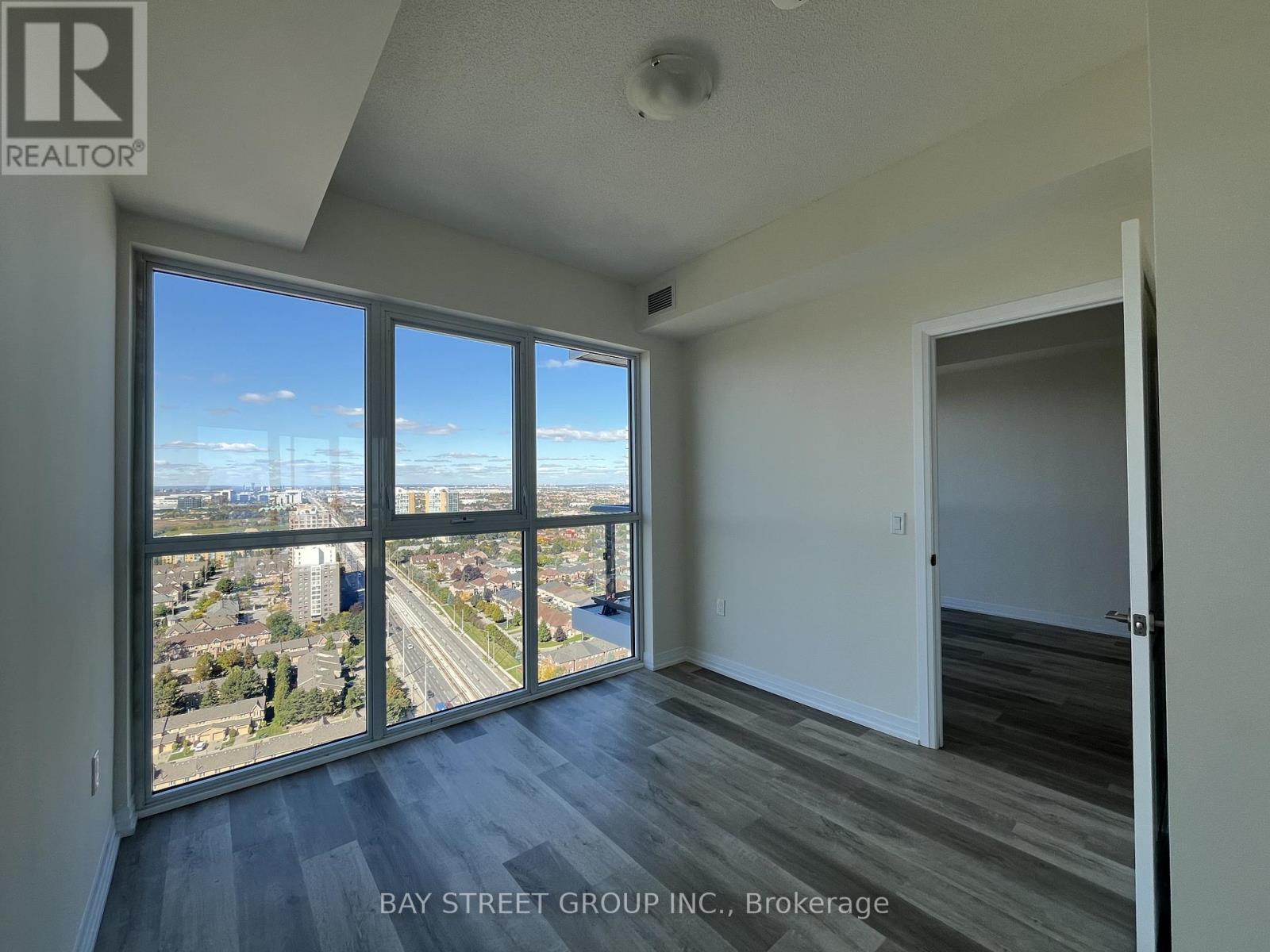 2607 - 15 Watergarden Drive, Mississauga, Ontario  L5R 1B2 - Photo 8 - W13066560