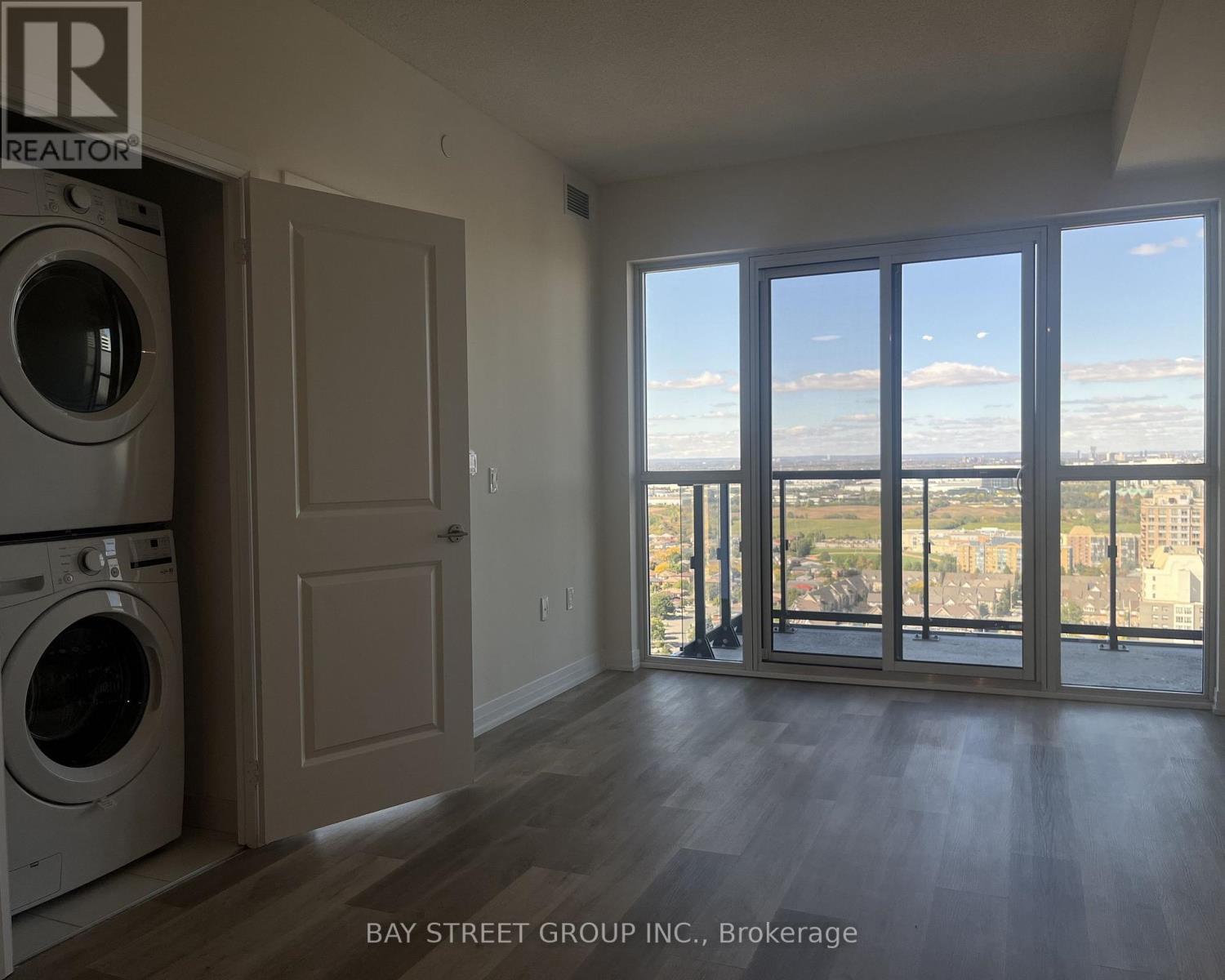 2607 - 15 Watergarden Drive, Mississauga, Ontario  L5R 1B2 - Photo 5 - W13066560