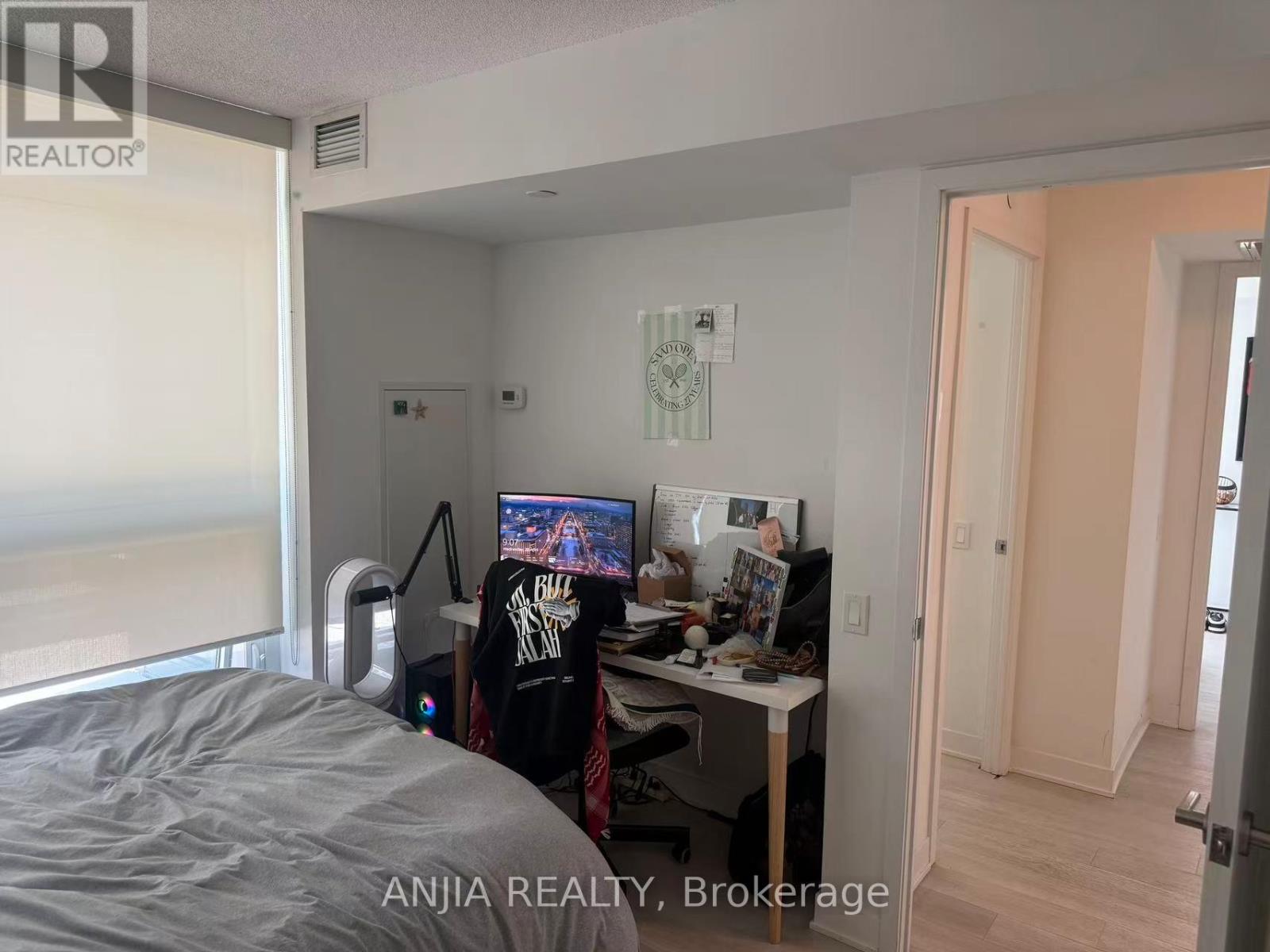 212 - 70 Queens Wharf Road, Toronto, Ontario  M5V 0J2 - Photo 8 - C13075106