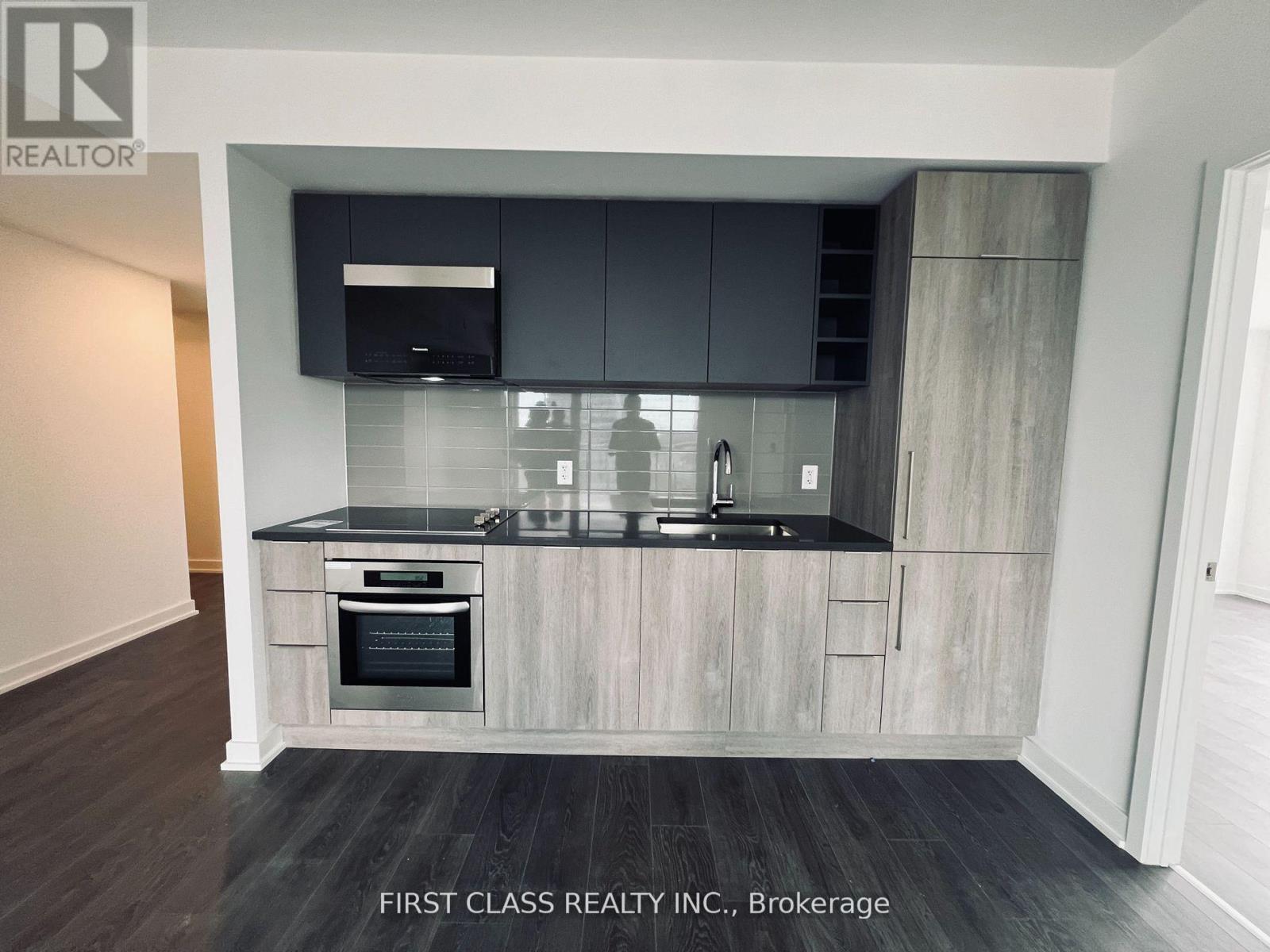 1818 - 2031 Kennedy Road, Toronto, Ontario  M1T 0B9 - Photo 2 - E13075120