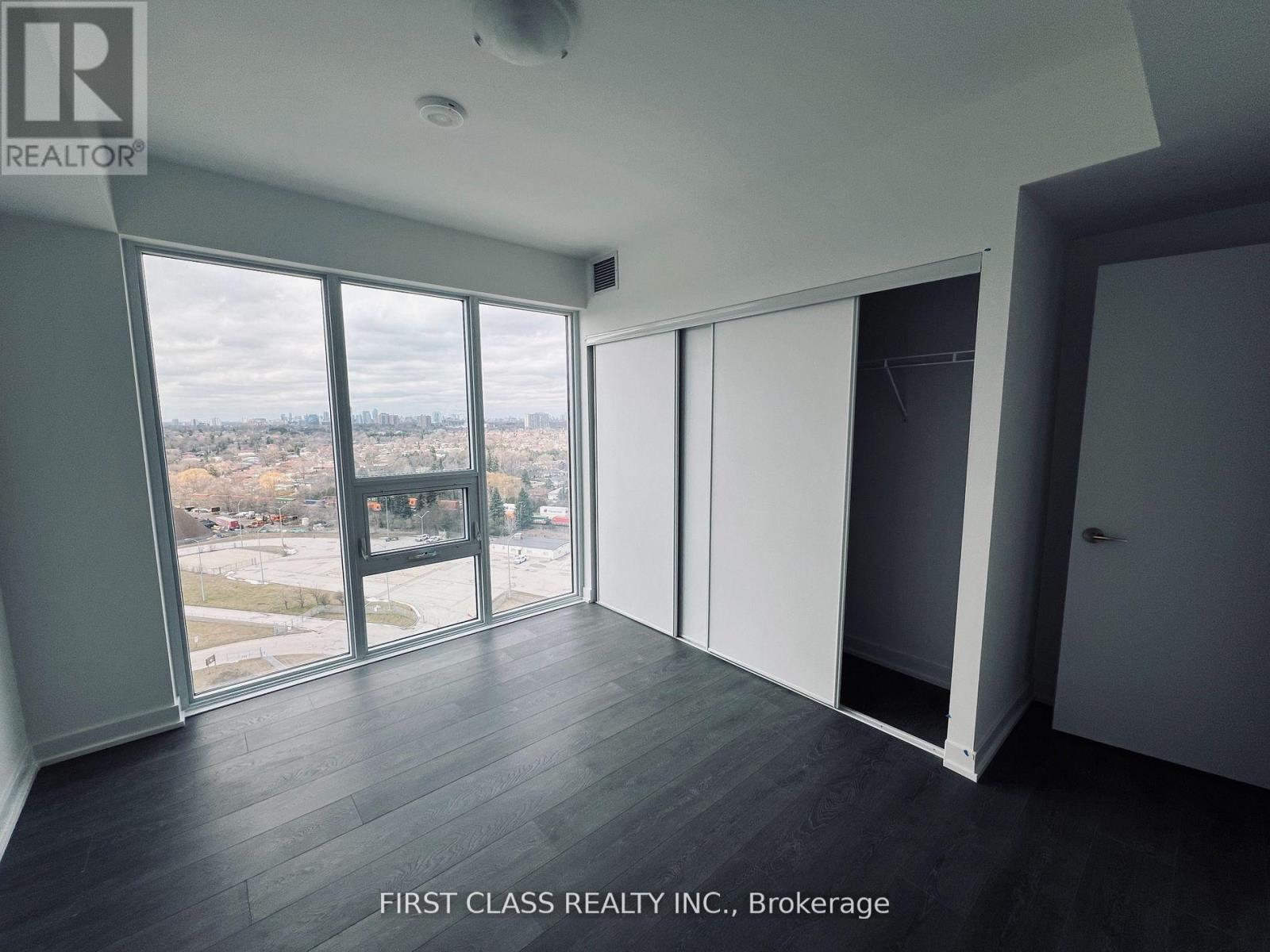 1818 - 2031 Kennedy Road, Toronto, Ontario  M1T 0B9 - Photo 4 - E13075120