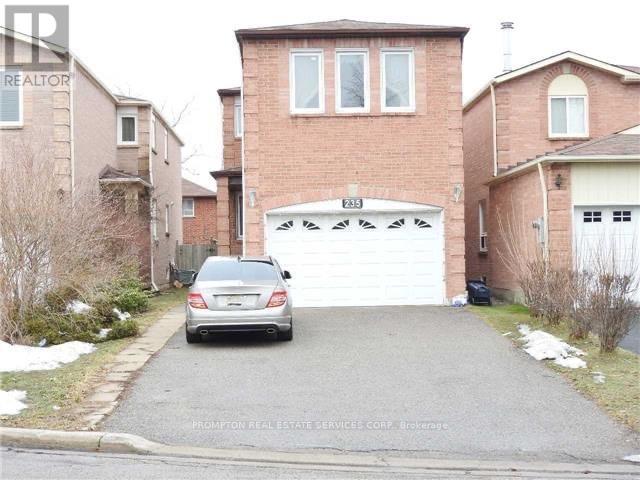 235 ROXANNE CRESCENT, Toronto, Ontario