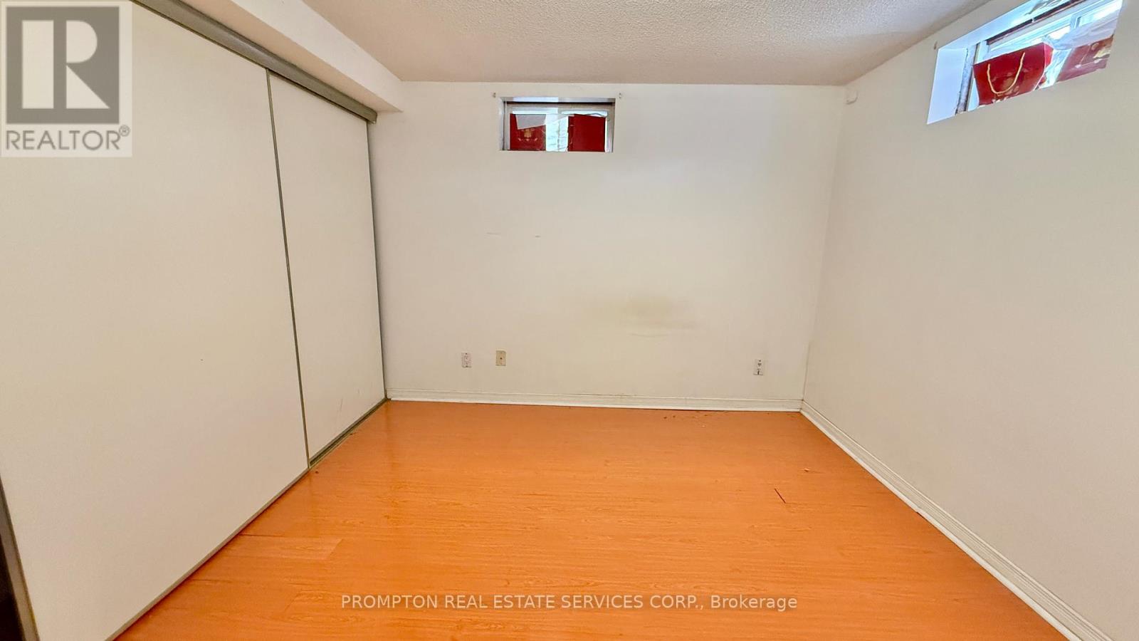 235 Roxanne Crescent, Toronto, Ontario  M1V 4G5 - Photo 6 - E13075130