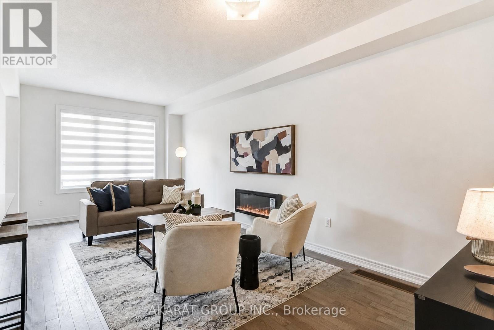 124 Armilia Place, Whitby, Ontario  L1P 0P7 - Photo 7 - E13075132