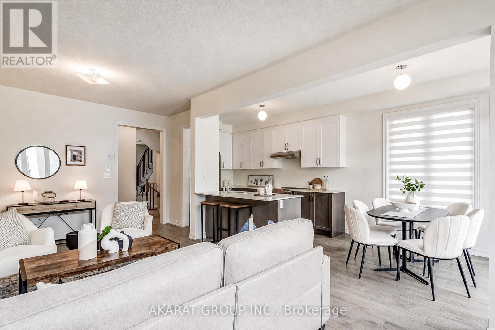 124 Armilia Place, Whitby, Ontario  L1P 0P7 - Photo 9 - E13075132