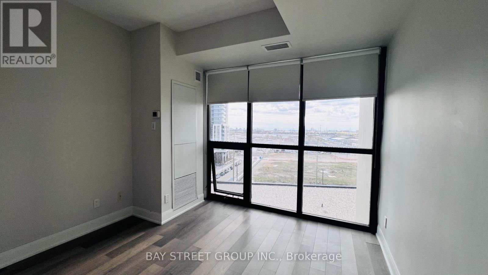 803 - 2900 Highway 7, Vaughan, Ontario  L4L 9C3 - Photo 11 - N13075138