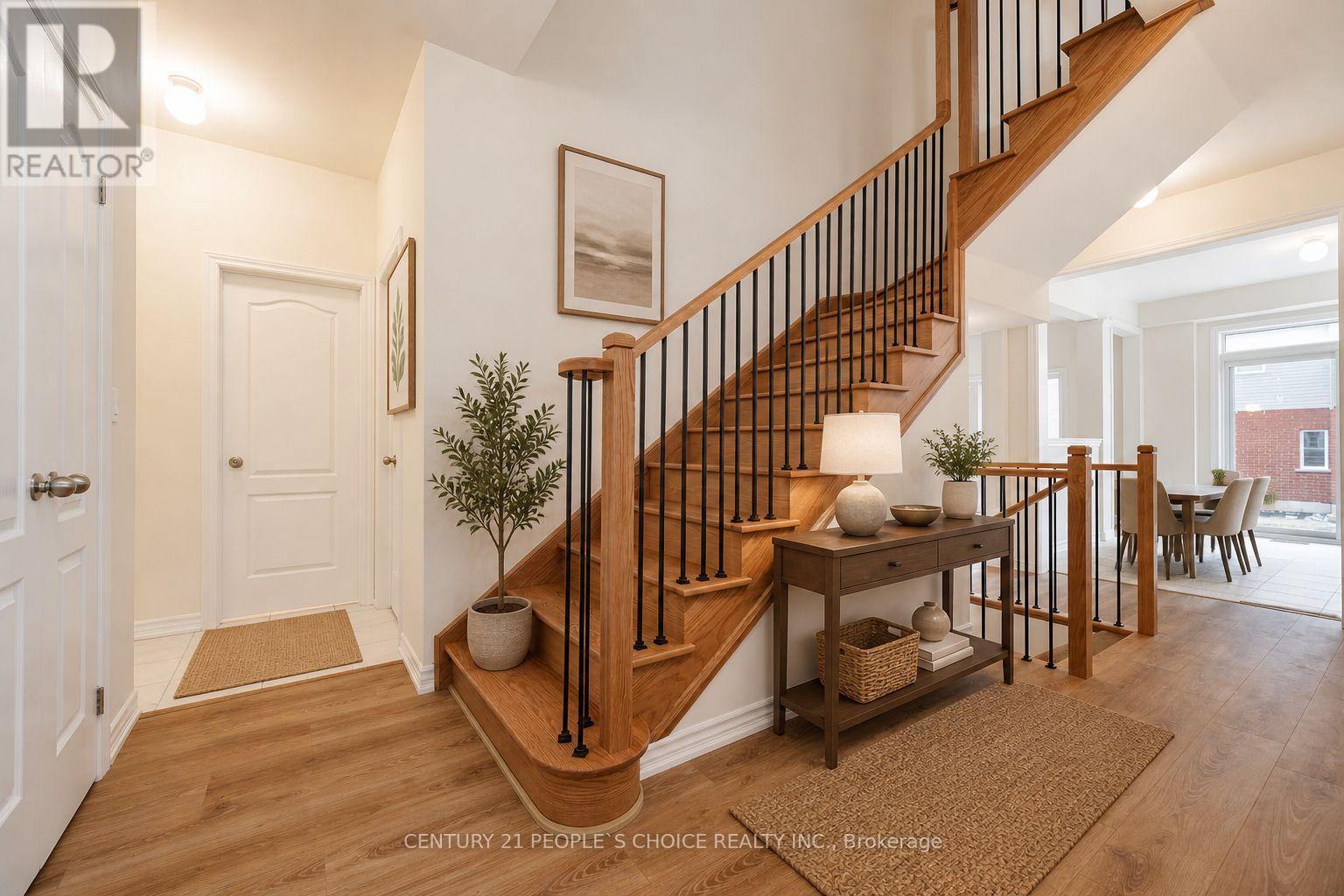 6 Grieve Avenue, Georgina, Ontario  L0E 1R0 - Photo 12 - N13074458