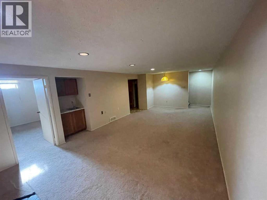 471 78 Avenue NE, Calgary, Alberta  T2K 5A1 - Photo 12 - A2283826