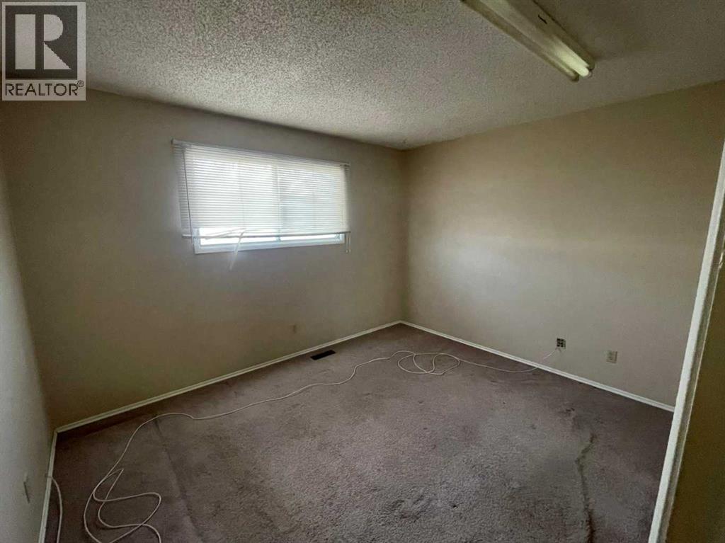 471 78 Avenue NE, Calgary, Alberta  T2K 5A1 - Photo 8 - A2283826