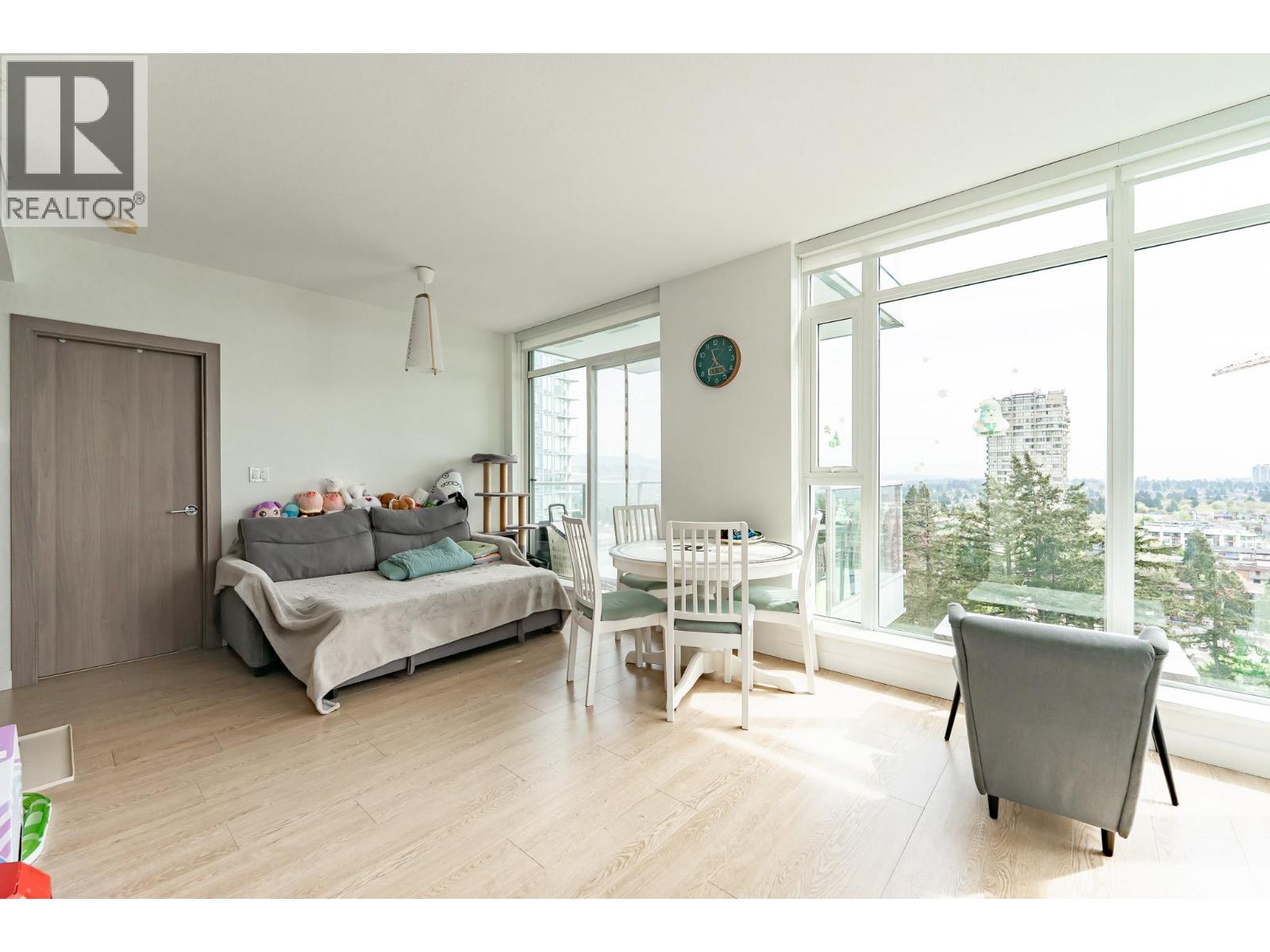 1901 6538 Nelson Avenue, Burnaby, British Columbia  V5H 0G5 - Photo 3 - R3116112
