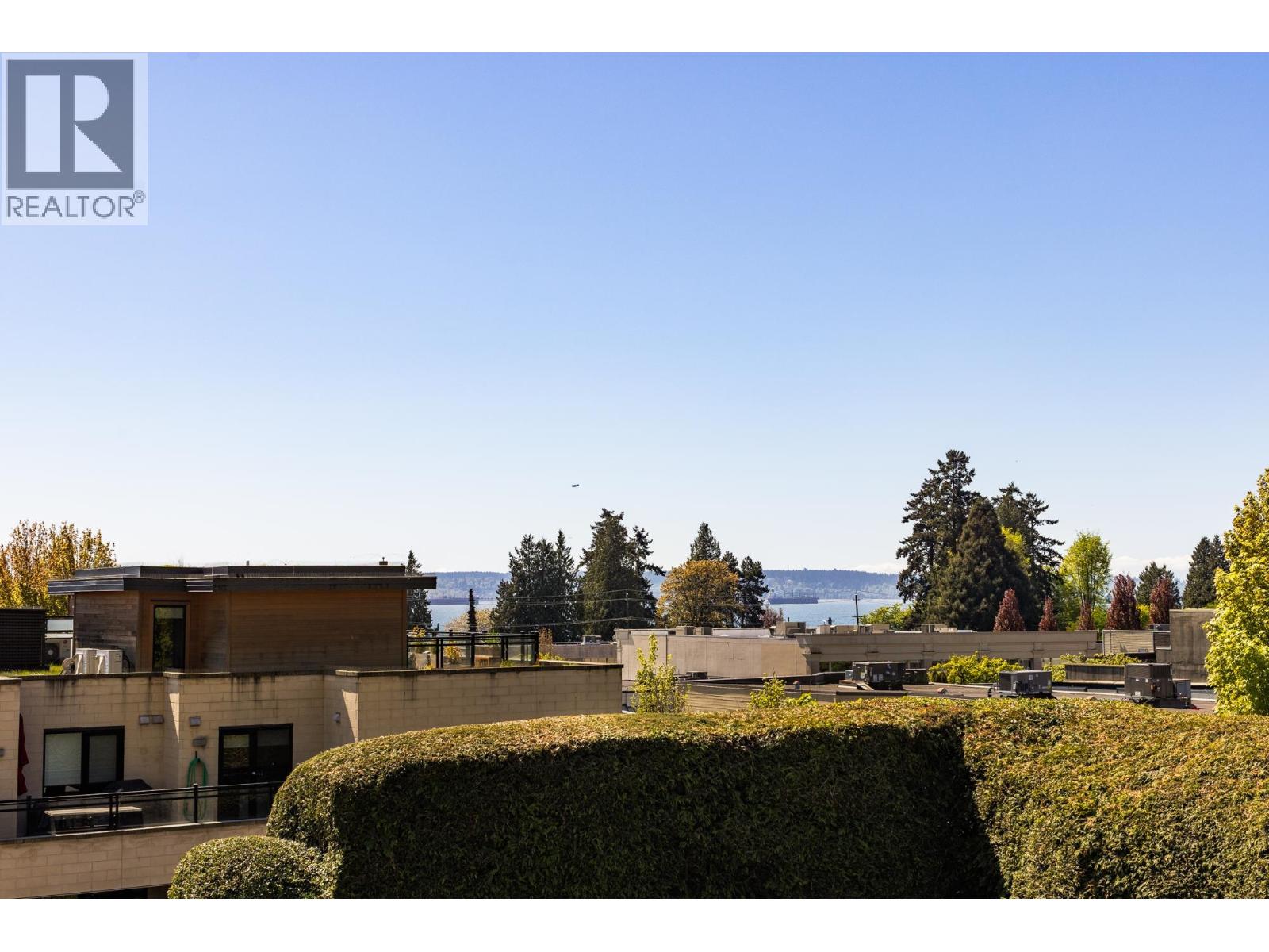302 1480 Duchess Avenue, West Vancouver, British Columbia  V7T 2W2 - Photo 18 - R3118299