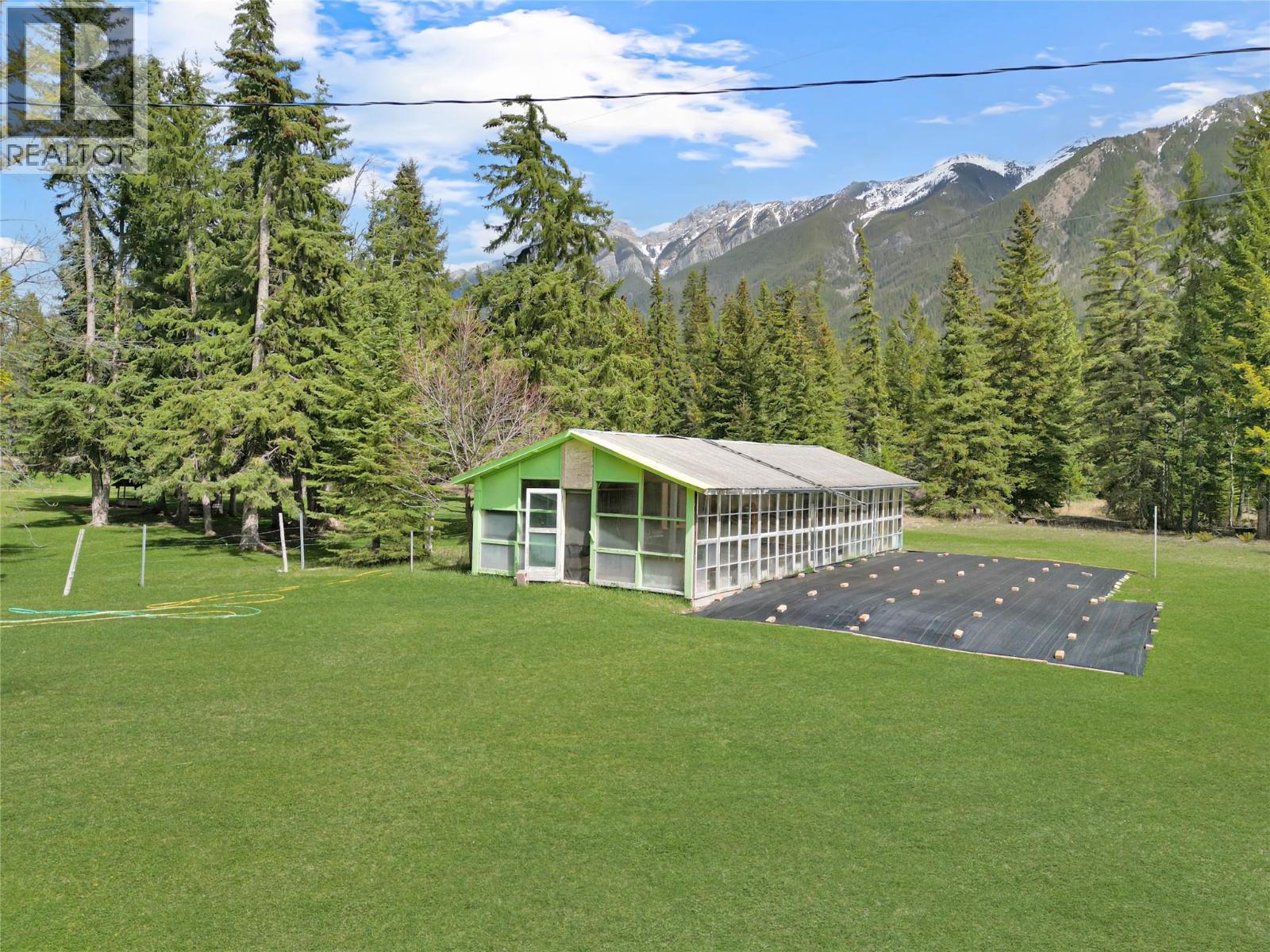 3526 Island Pond Road, Skookumchuck, British Columbia  V0B 2E0 - Photo 7 - 10385283